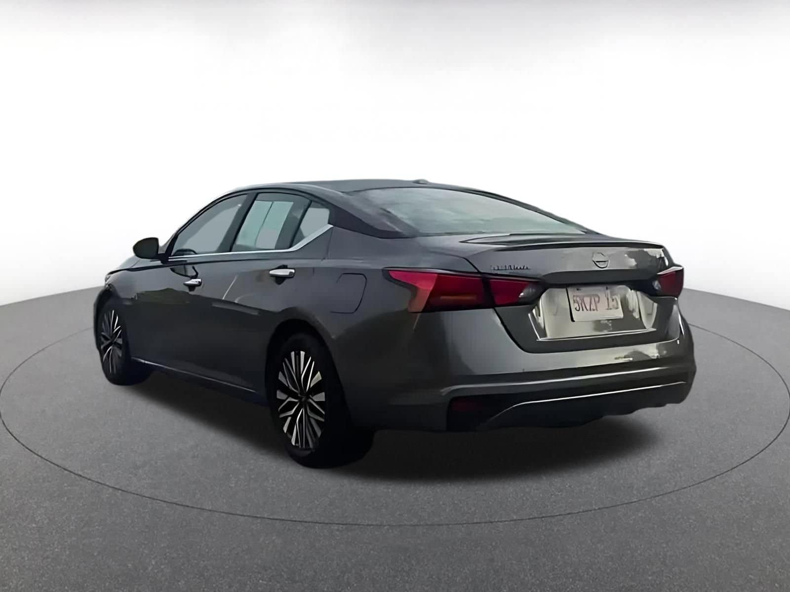 Thumbnail: 2025 Nissan Altima - 8