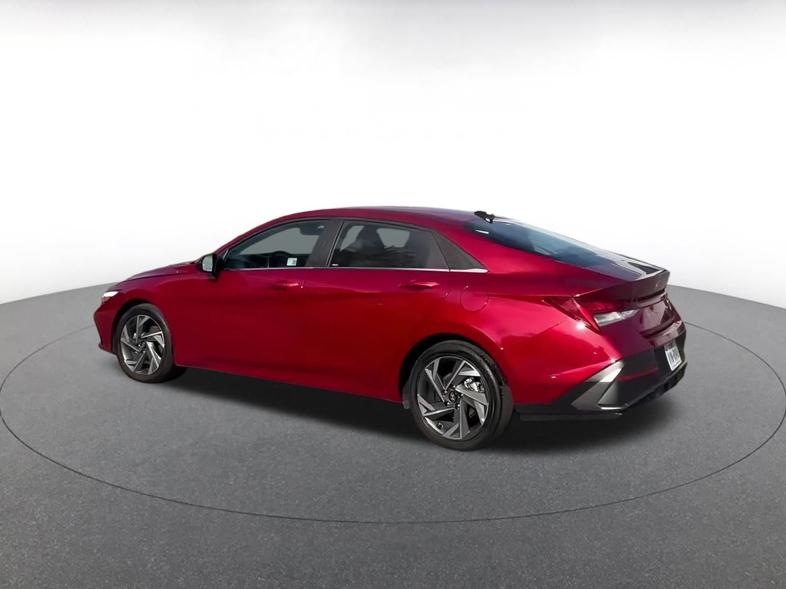 Thumbnail: 2025 Hyundai Elantra - 10