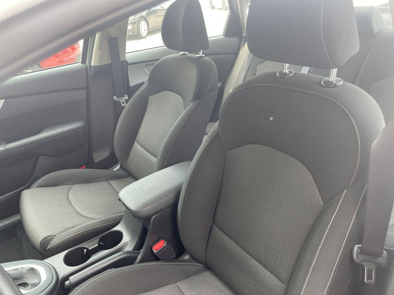 2024 Kia Forte LXS 35