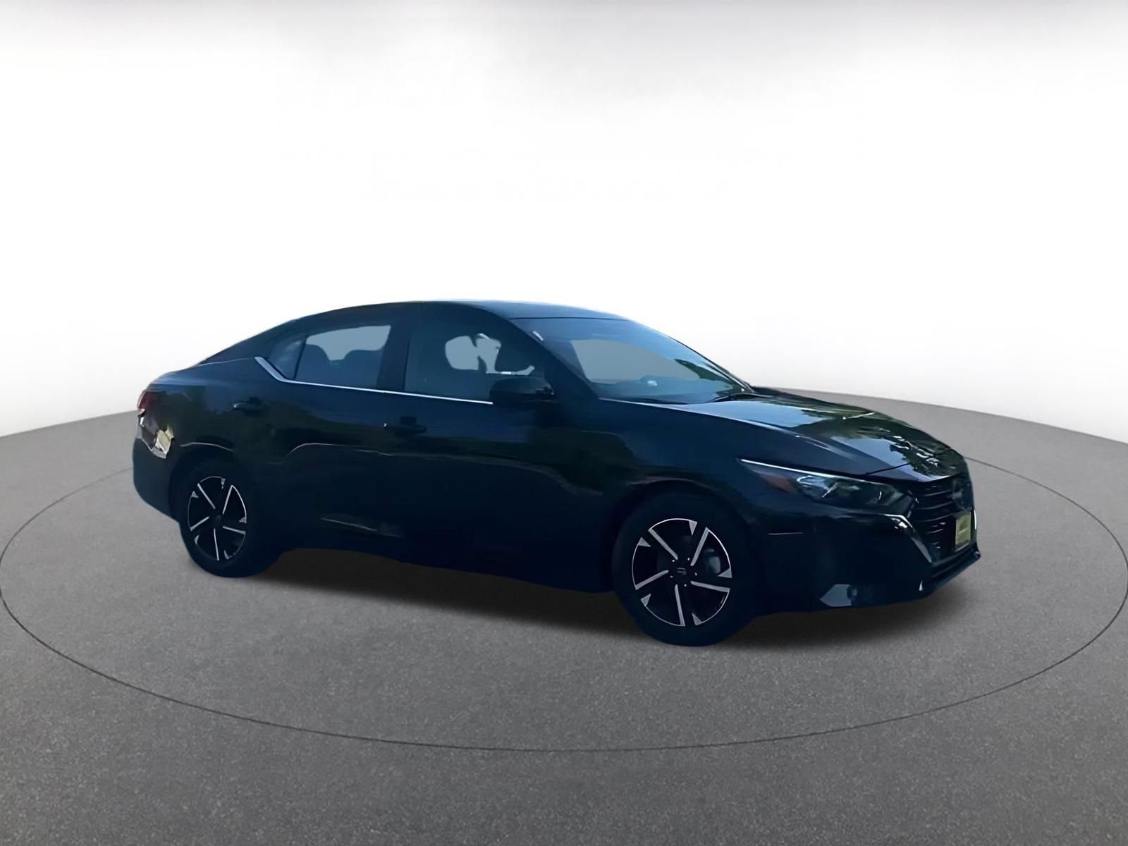 Thumbnail: 2025 Nissan Sentra - 2