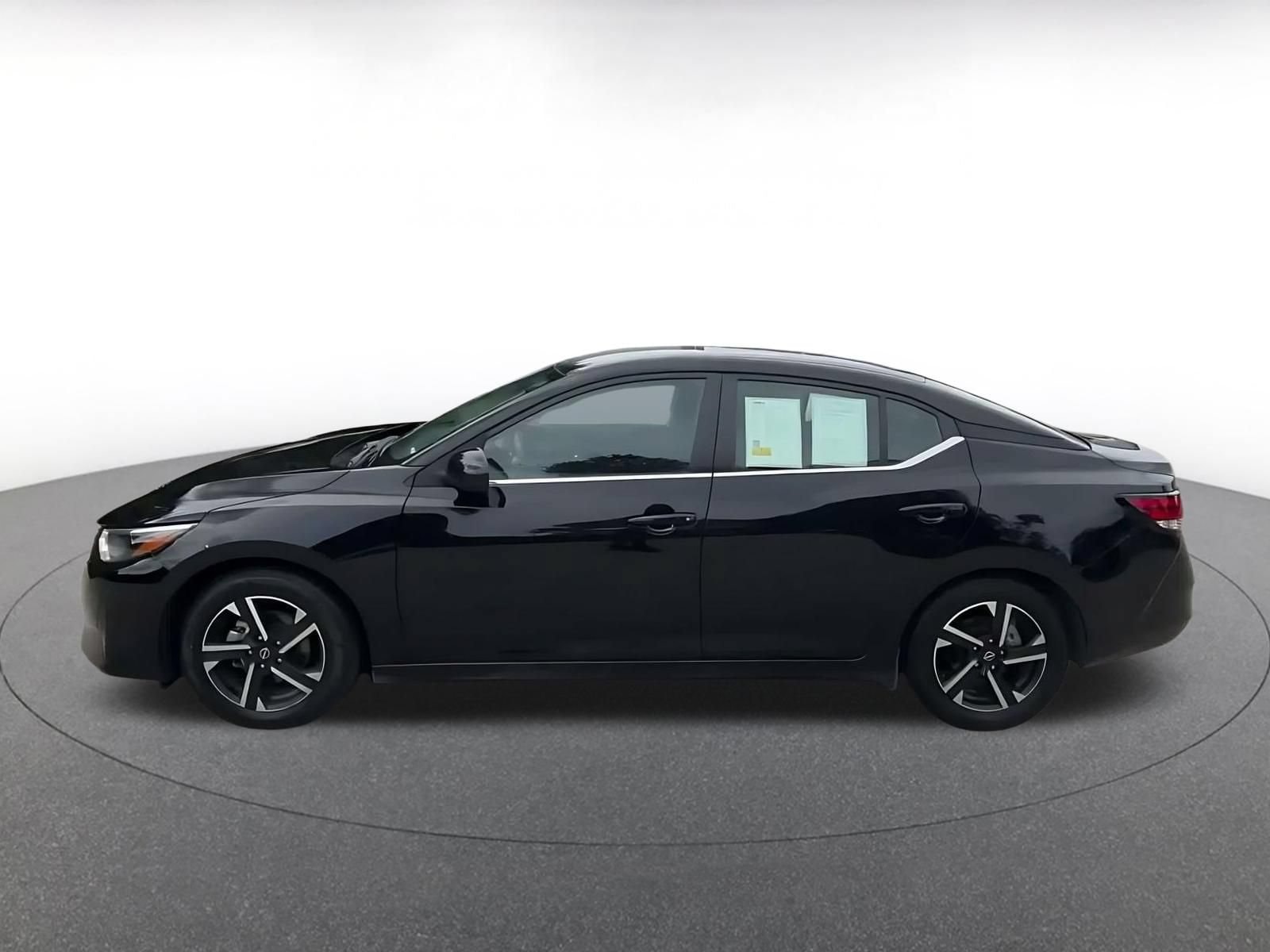 Thumbnail: 2025 Nissan Sentra - 8