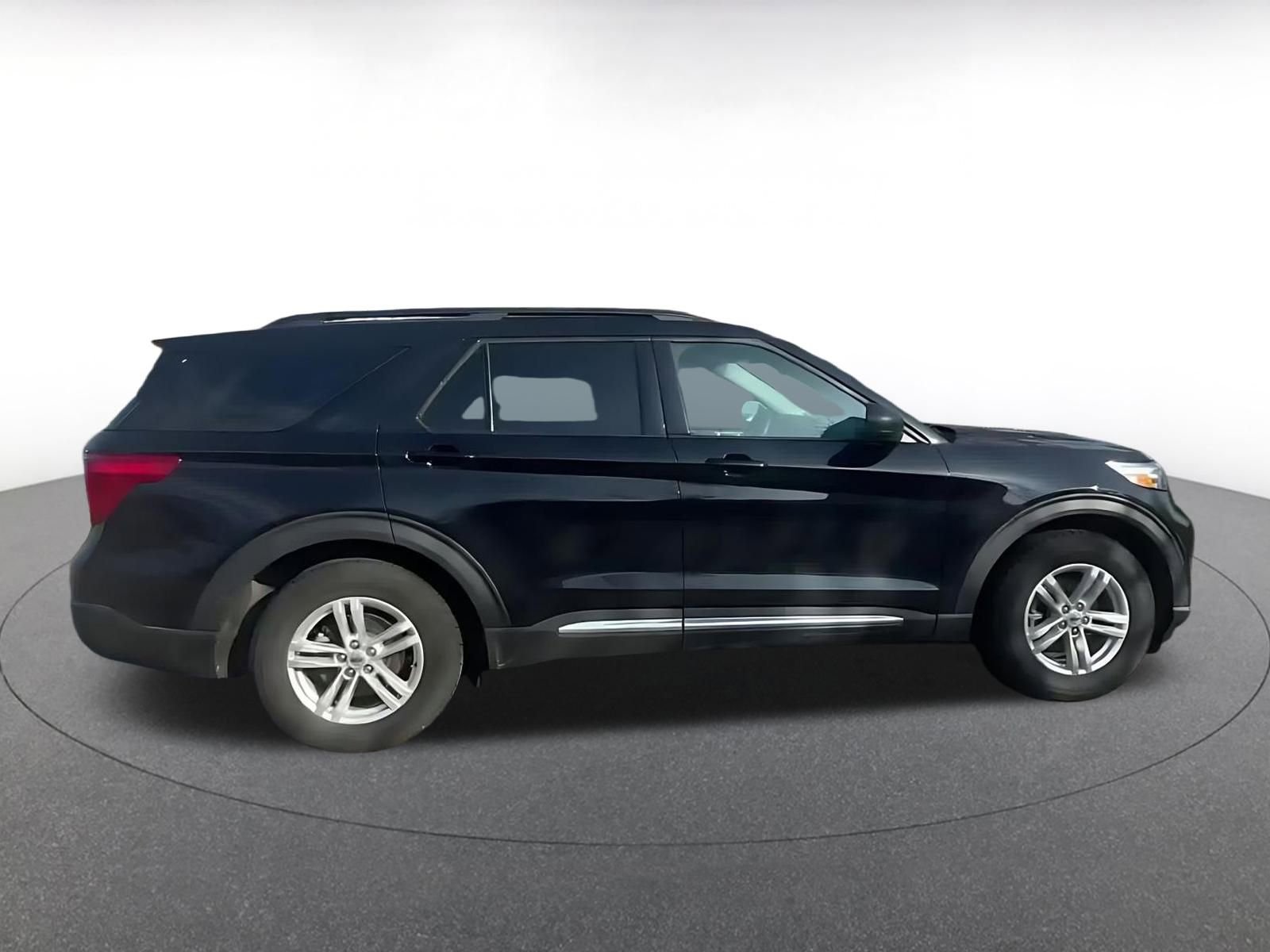 Thumbnail: 2024 Ford Explorer - 15