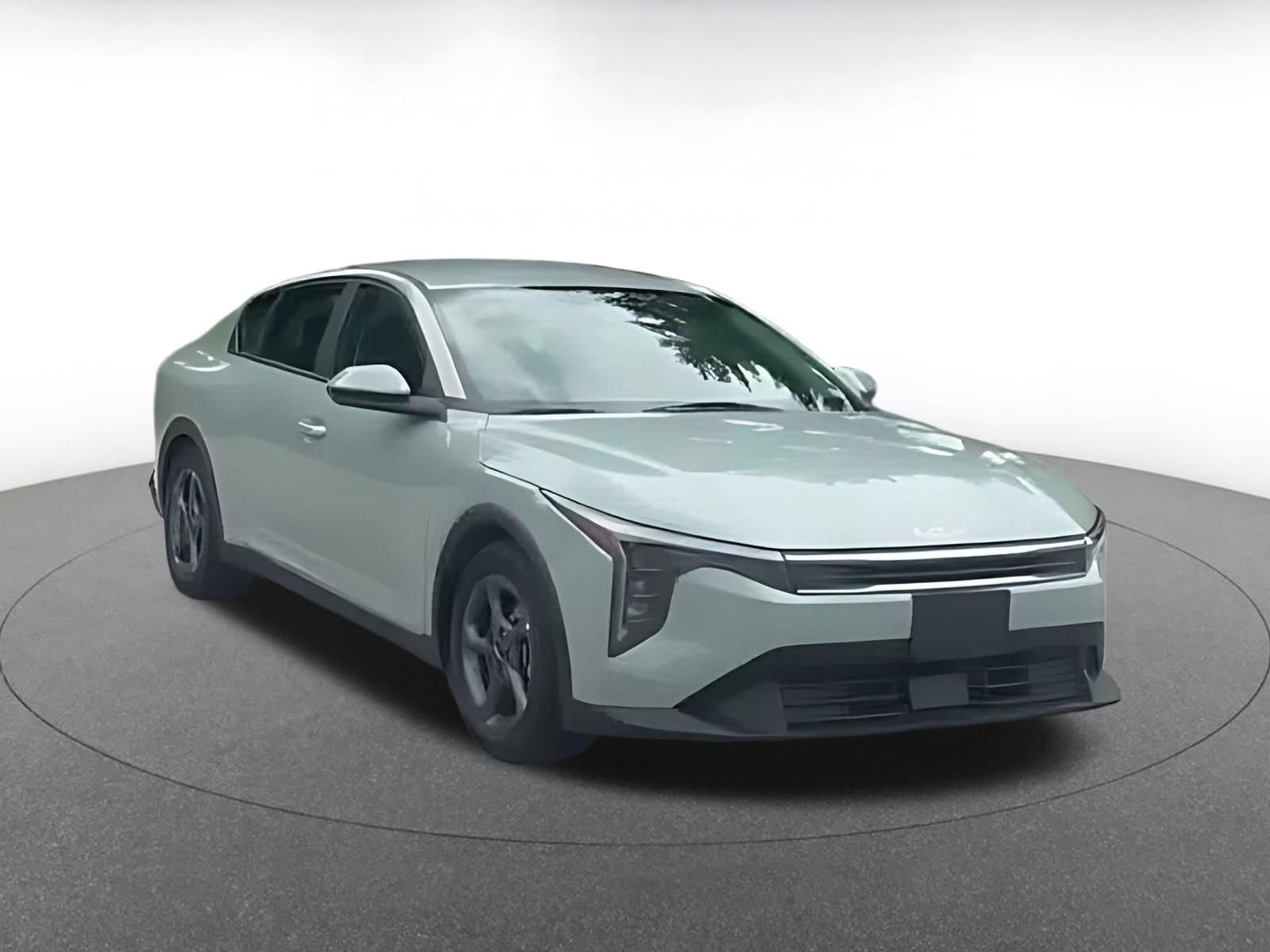 Thumbnail: 2026 Kia K4 - 3