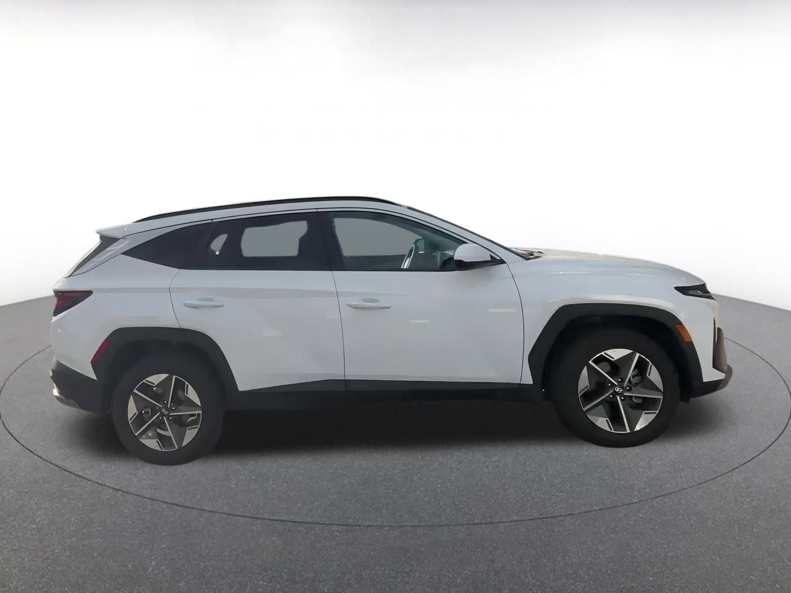 Thumbnail: 2025 Hyundai Tucson - 9