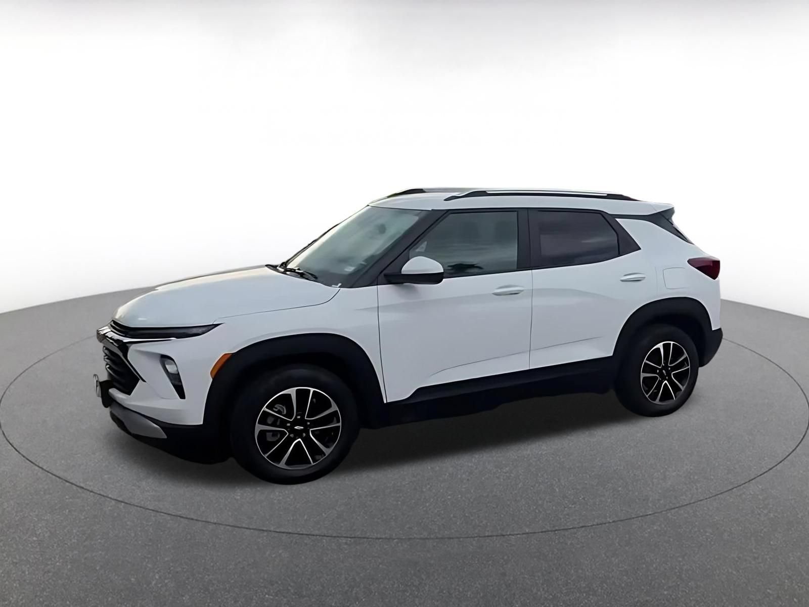 Thumbnail: 2025 Chevrolet TrailBlazer - 8