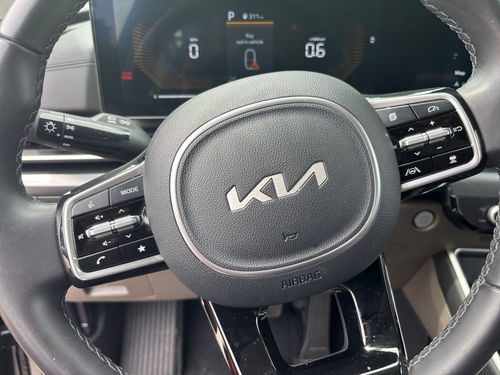 Thumbnail: 2026 Kia Carnival - 28