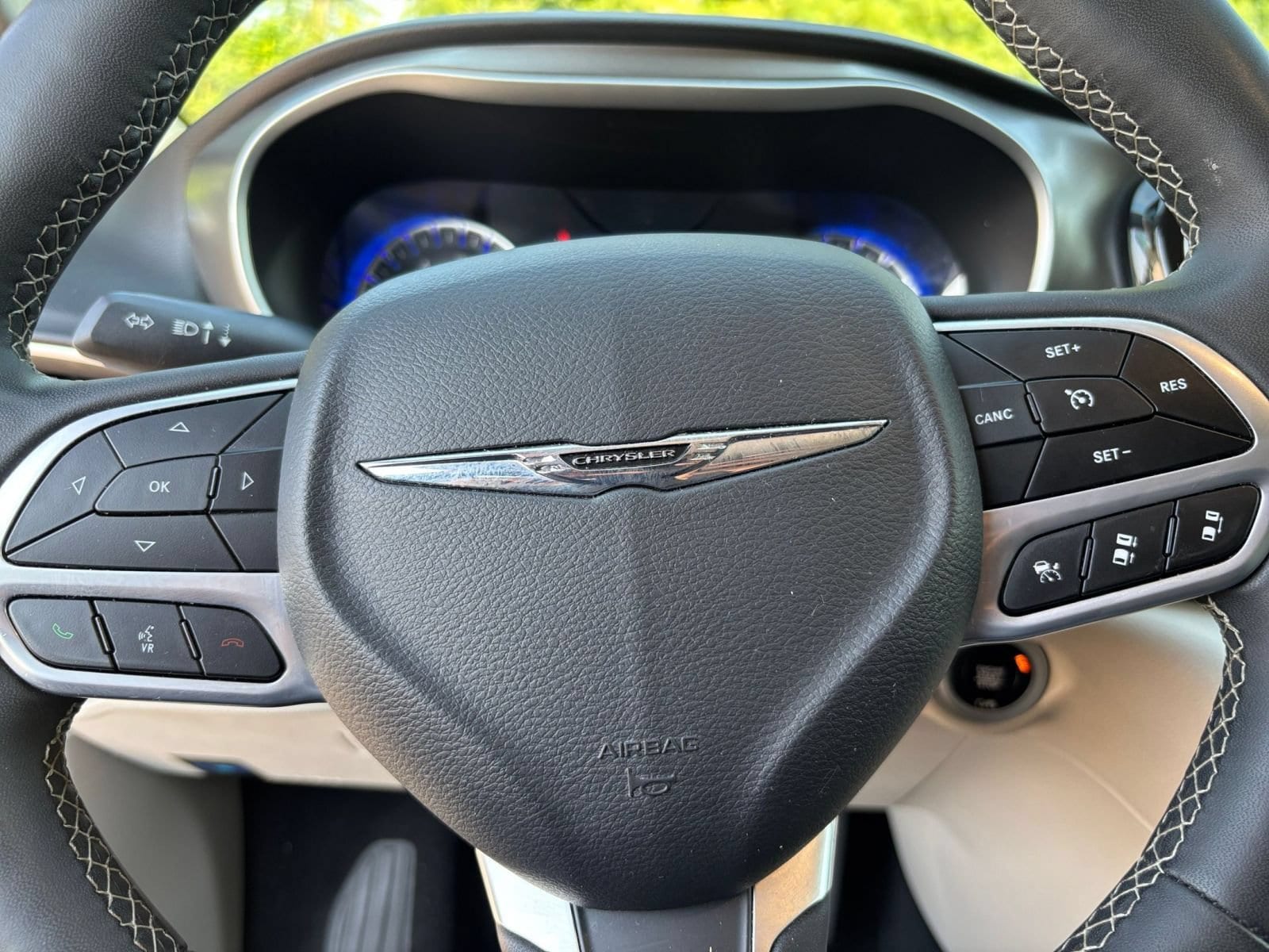 Thumbnail: 2024 Chrysler Pacifica - 28