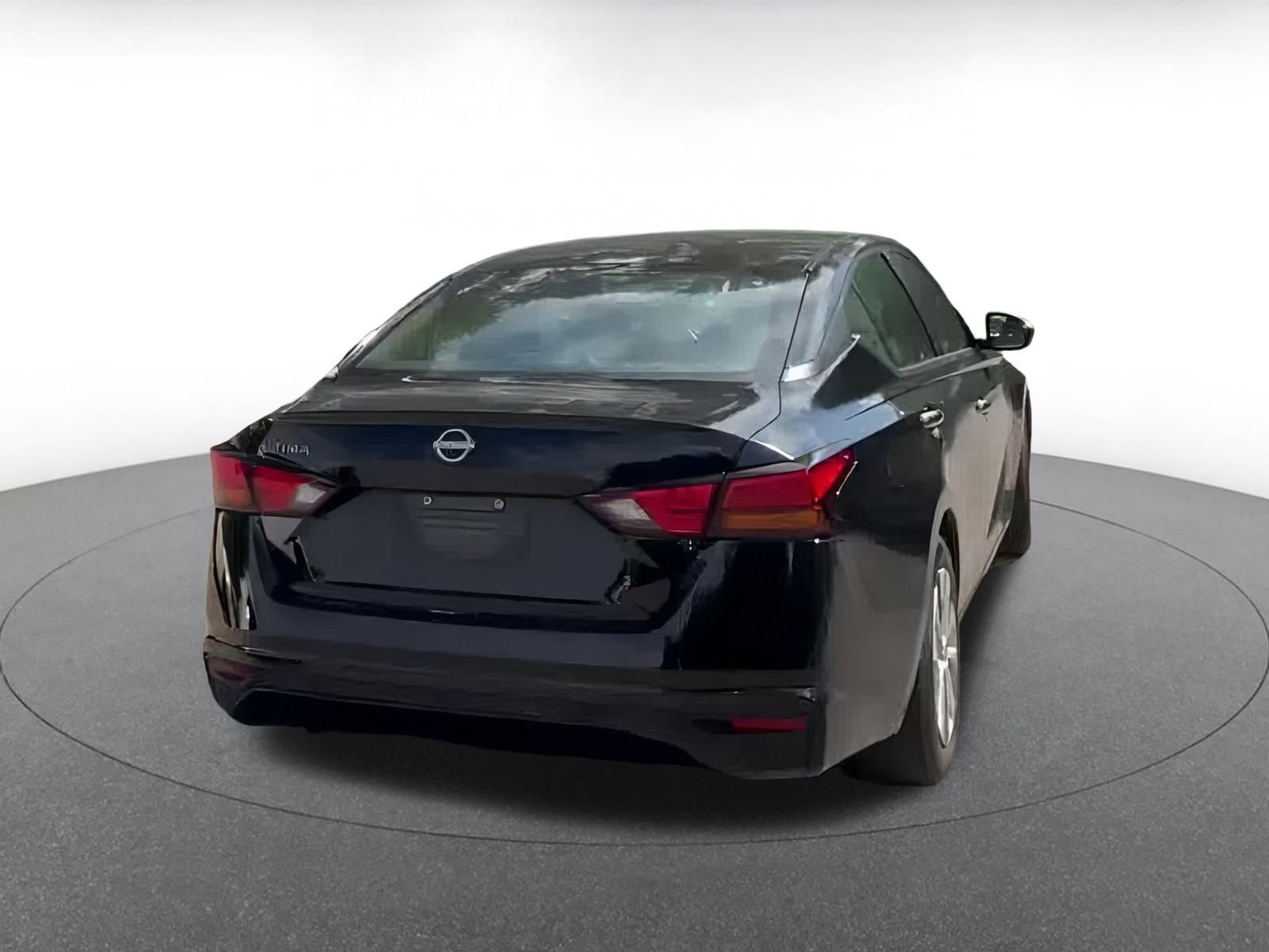 Thumbnail: 2024 Nissan Altima - 15