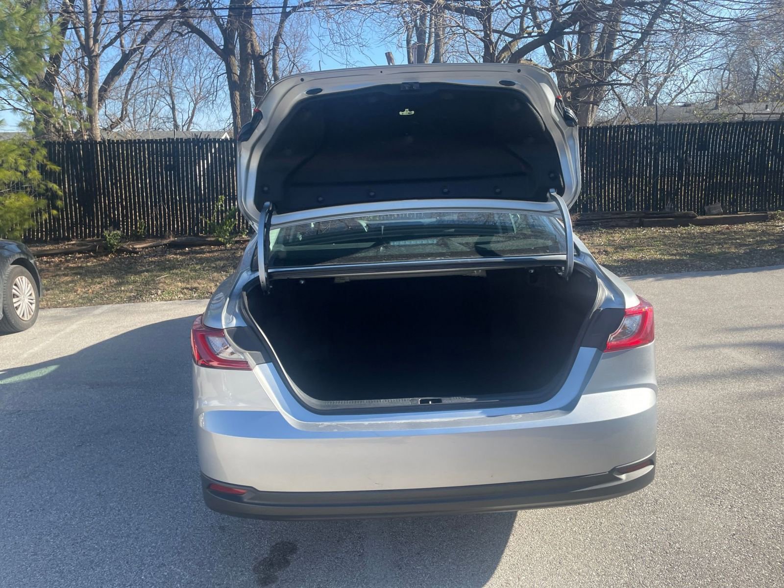 Thumbnail: 2025 Toyota Camry - 29