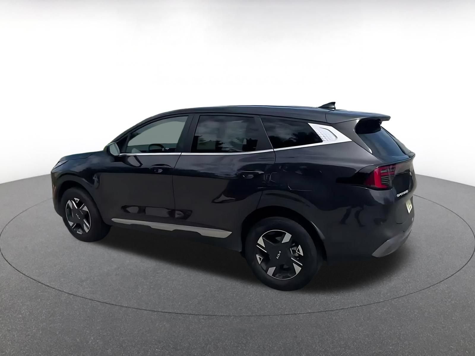 Thumbnail: 2026 Kia Sportage - 8