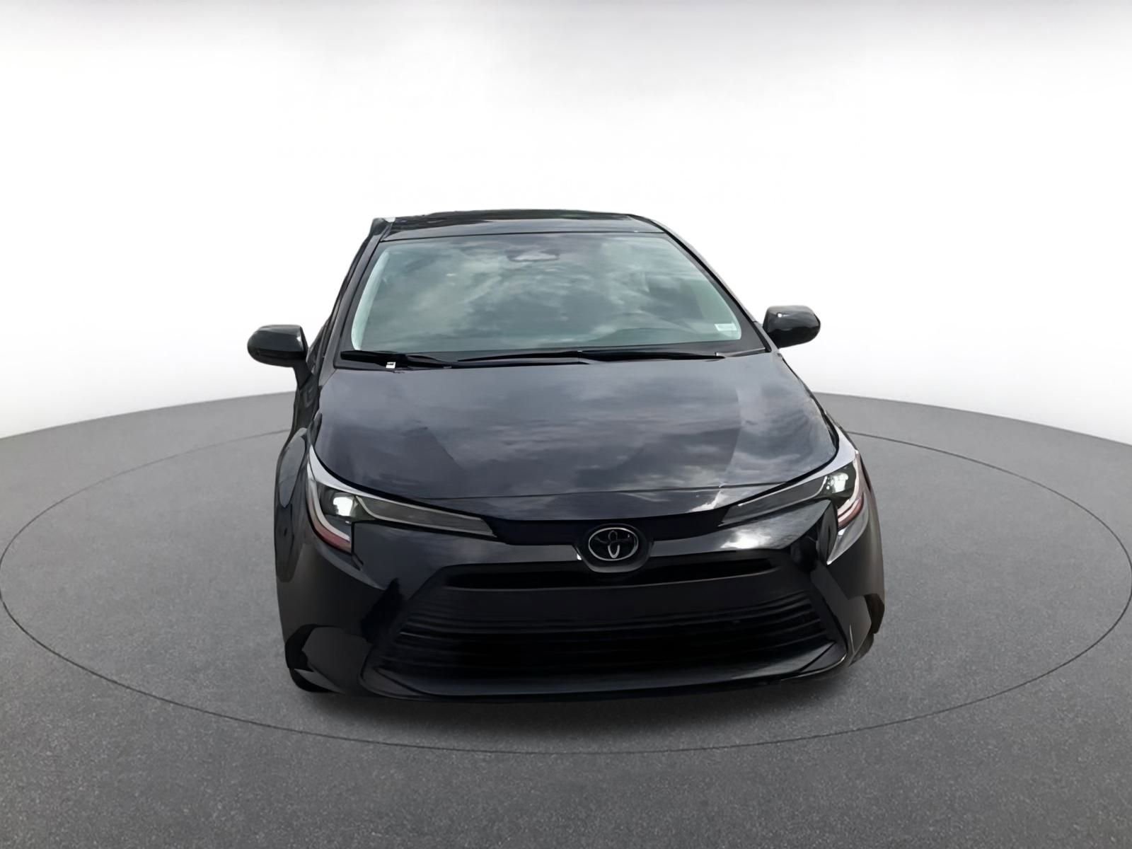 Thumbnail: 2024 Toyota Corolla - 3