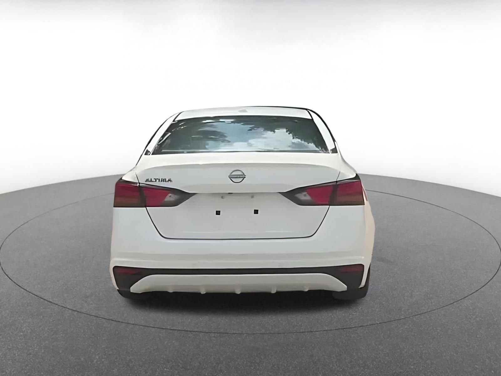 Thumbnail: 2025 Nissan Altima - 12
