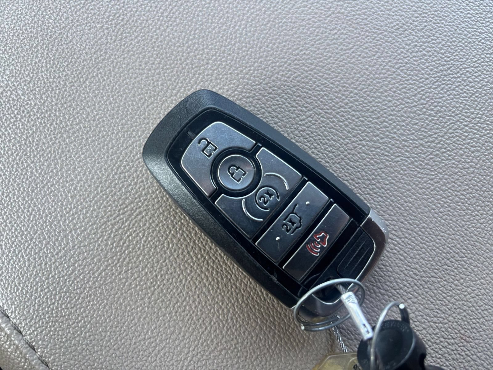 Thumbnail: 2024 Ford Expedition - 27
