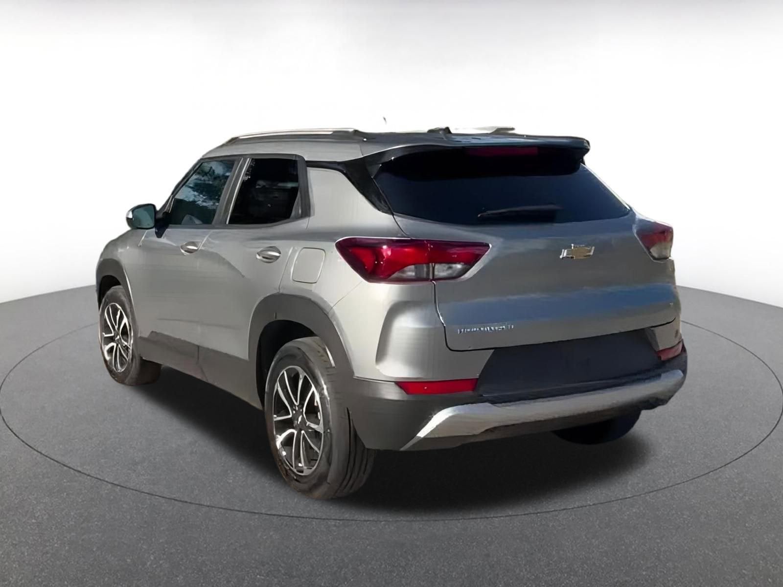 Thumbnail: 2025 Chevrolet TrailBlazer - 10