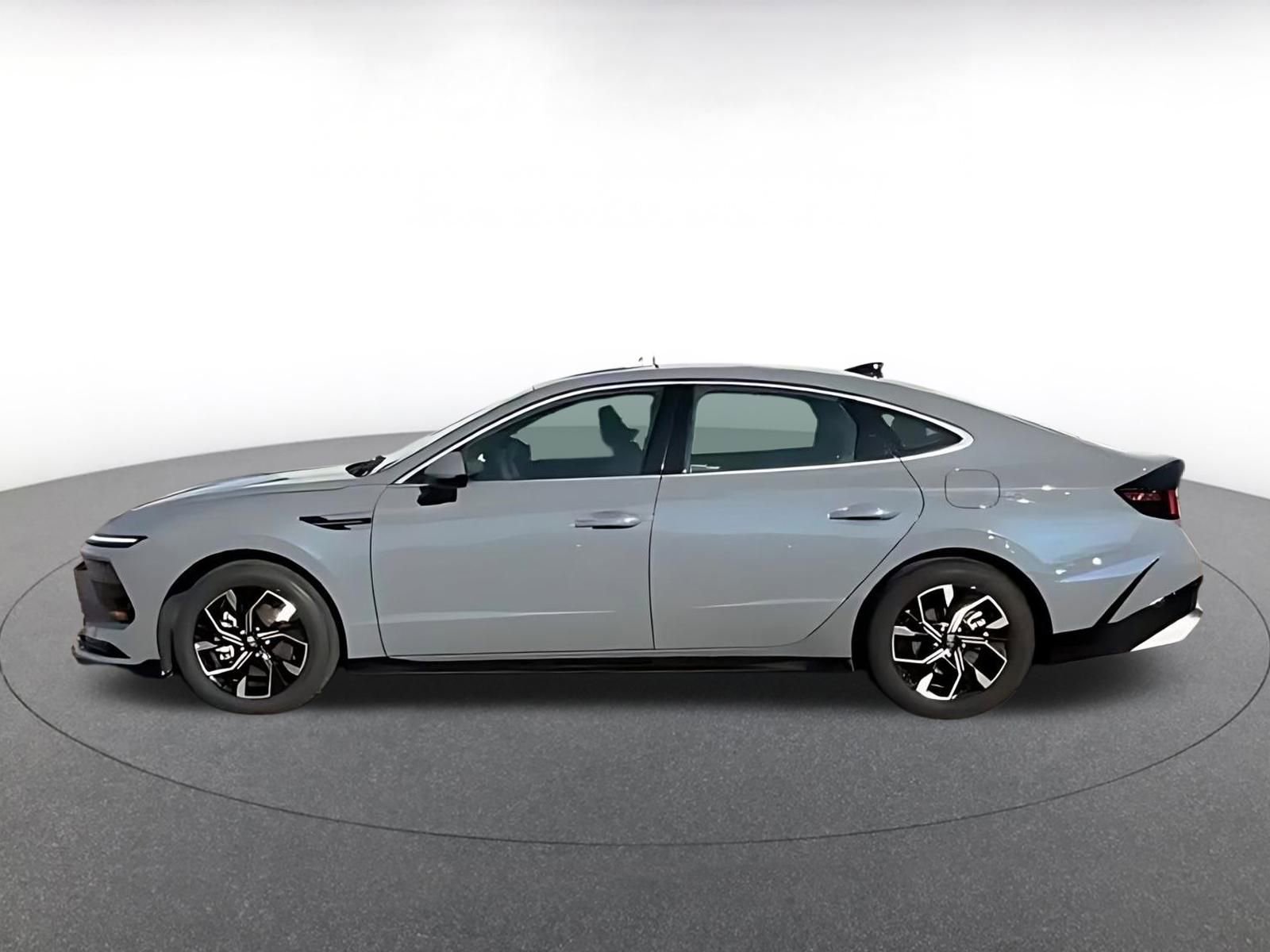 Thumbnail: 2025 Hyundai Sonata - 7