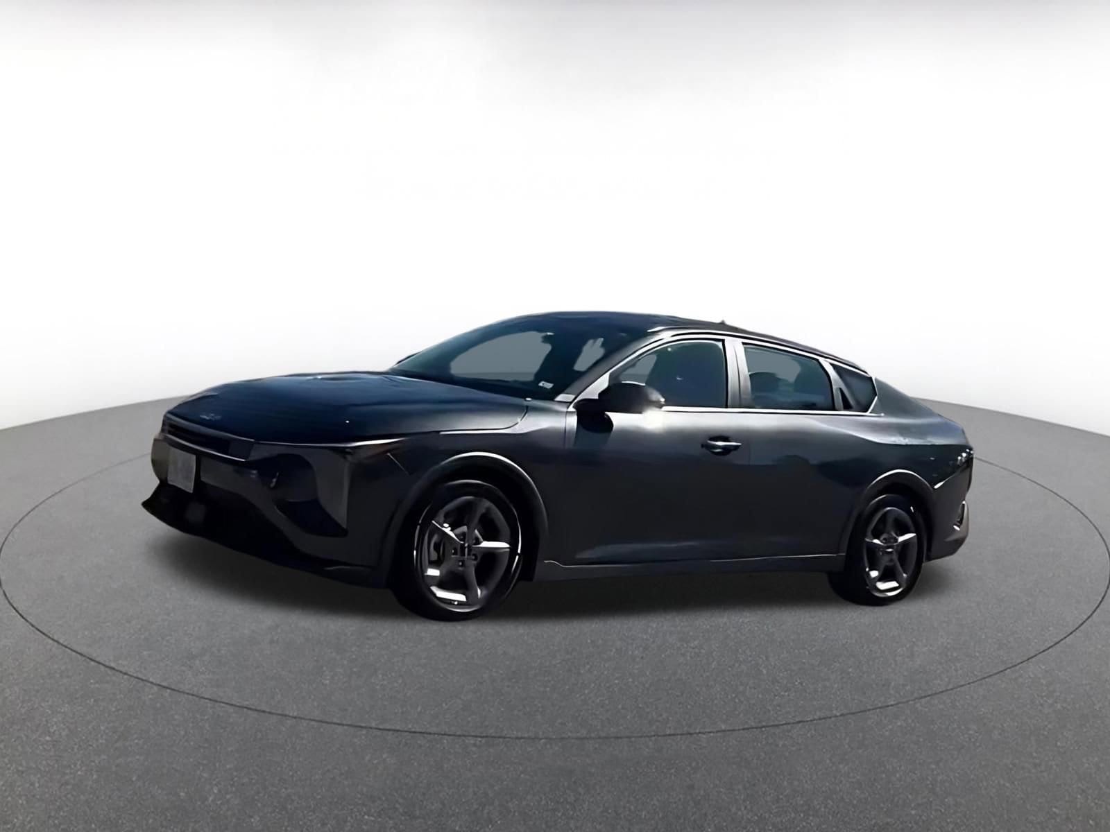 Thumbnail: 2025 Kia K4 - 3