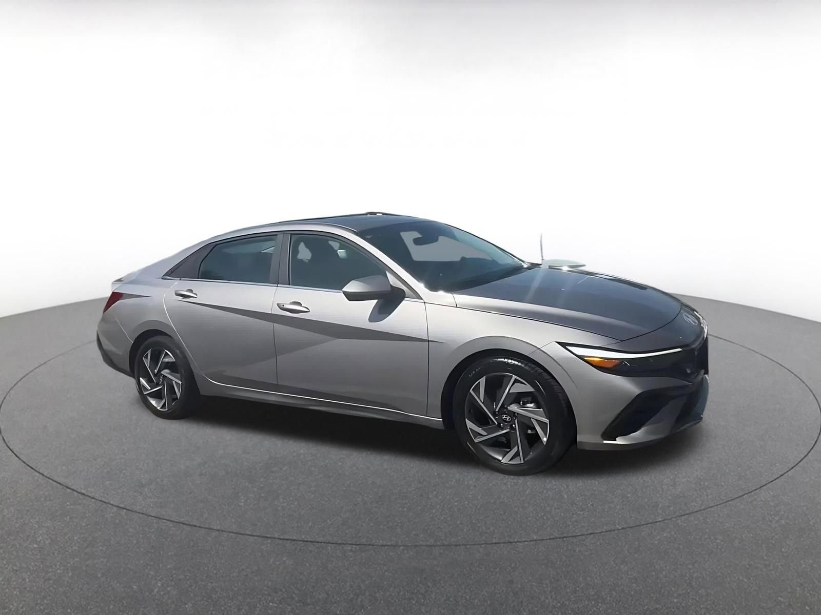 Thumbnail: 2025 Hyundai Elantra - 2