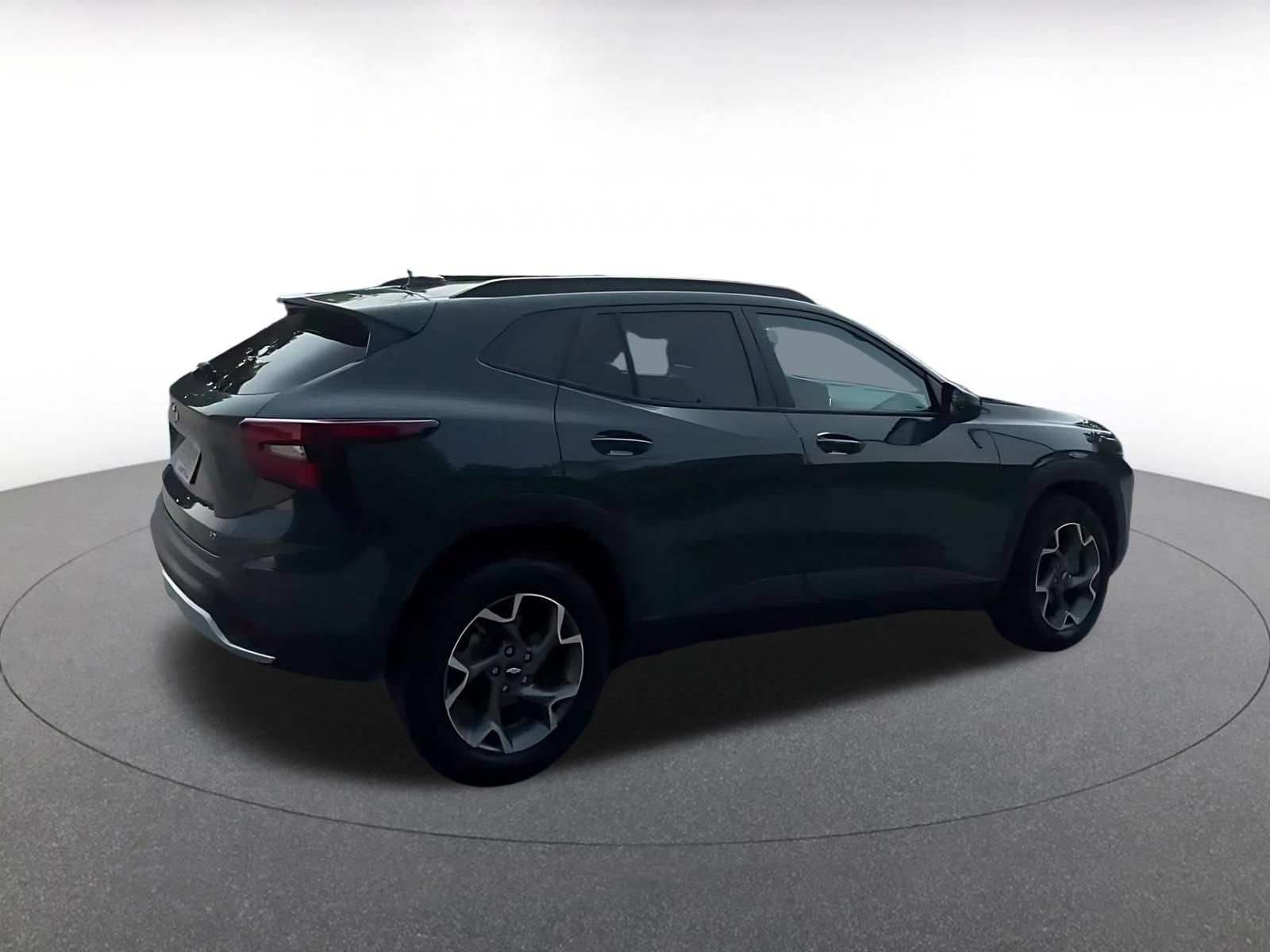 Thumbnail: 2025 Chevrolet Trax - 12