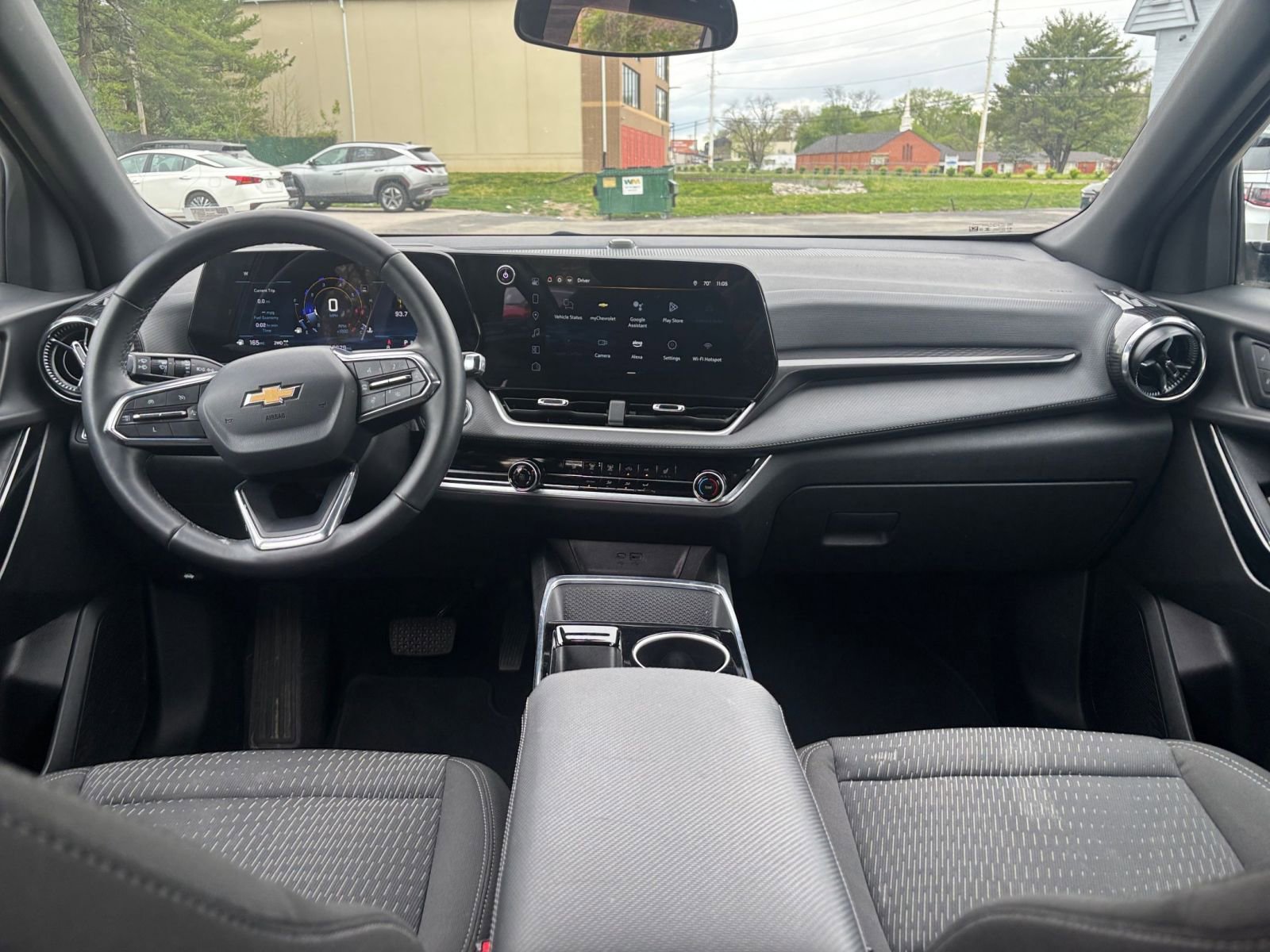 Thumbnail: 2025 Chevrolet Equinox - 32