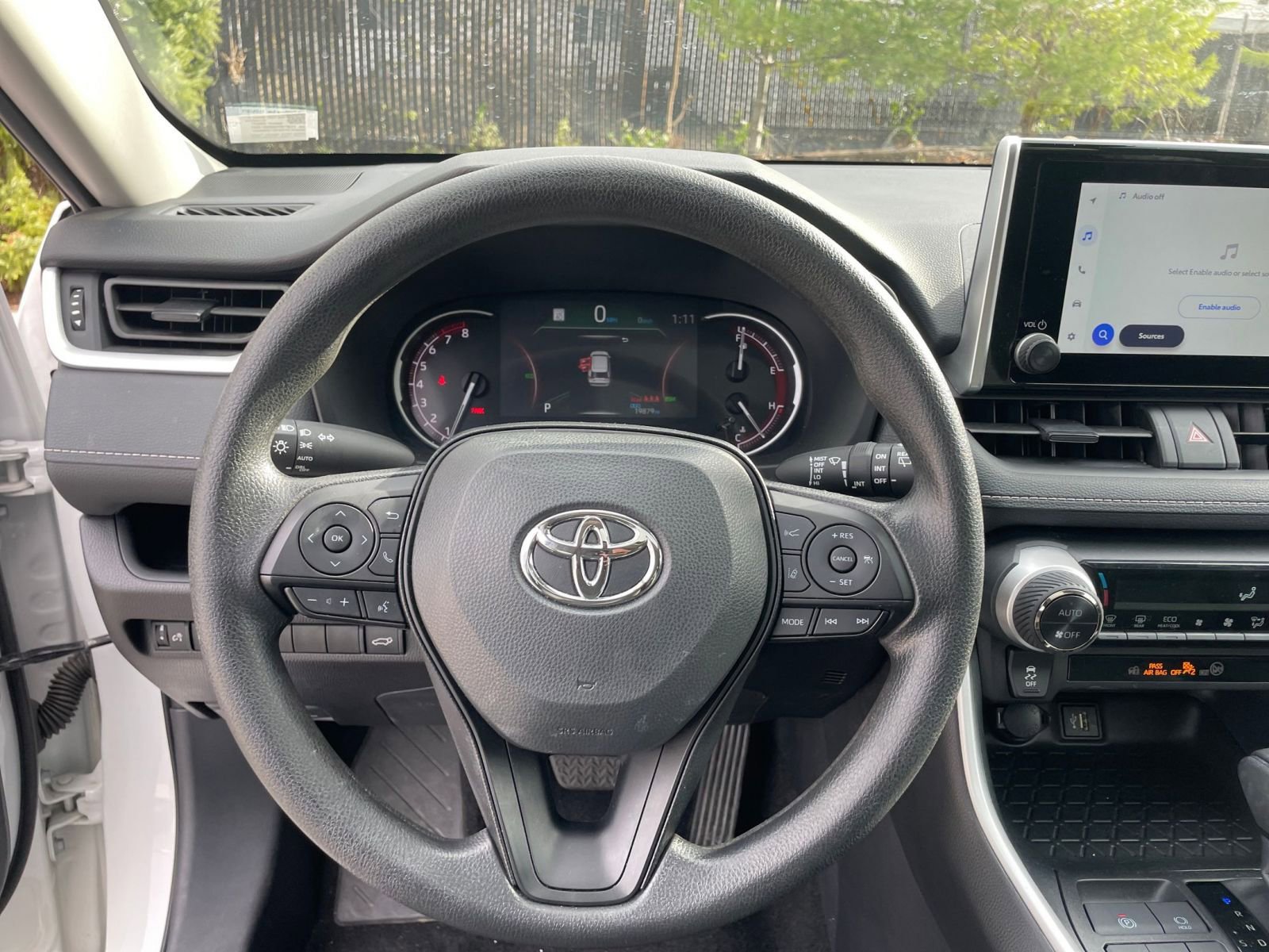 Thumbnail: 2025 Toyota RAV4 - 25