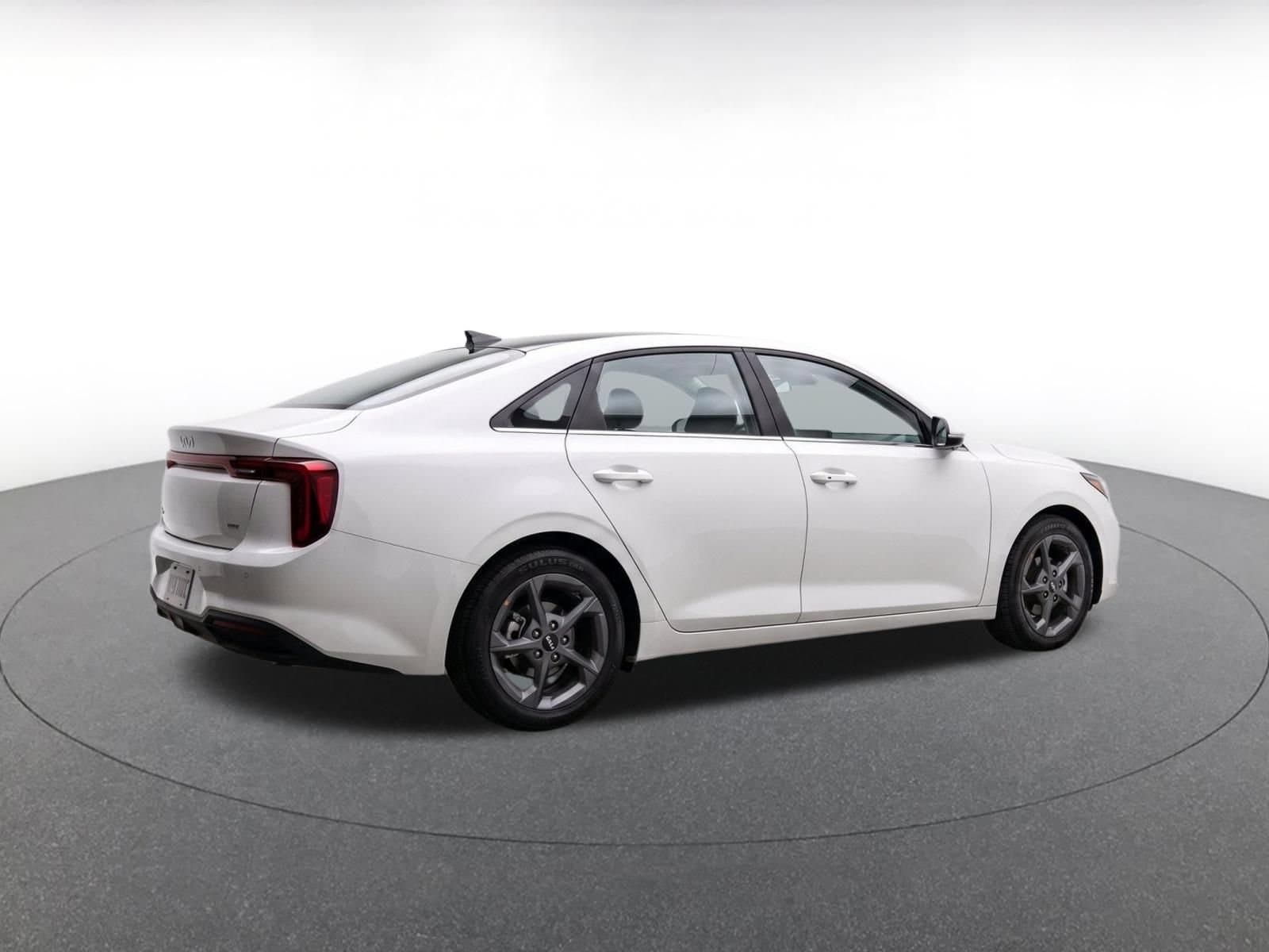 Thumbnail: 2026 Kia K4 - 8