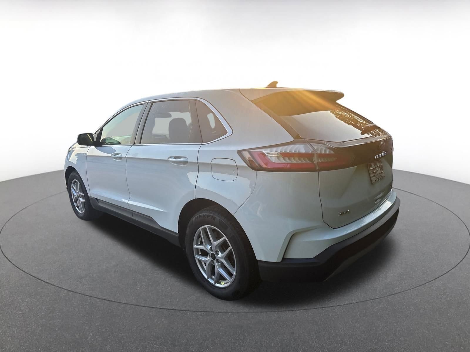Thumbnail: 2023 Ford Edge - 4