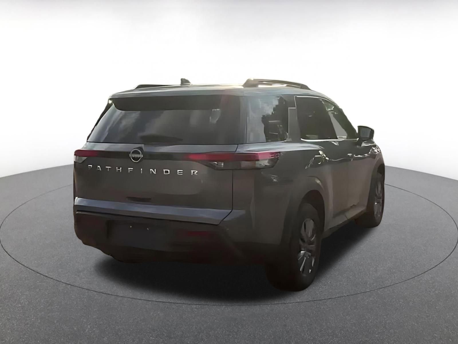 Thumbnail: 2025 Nissan Pathfinder - 15