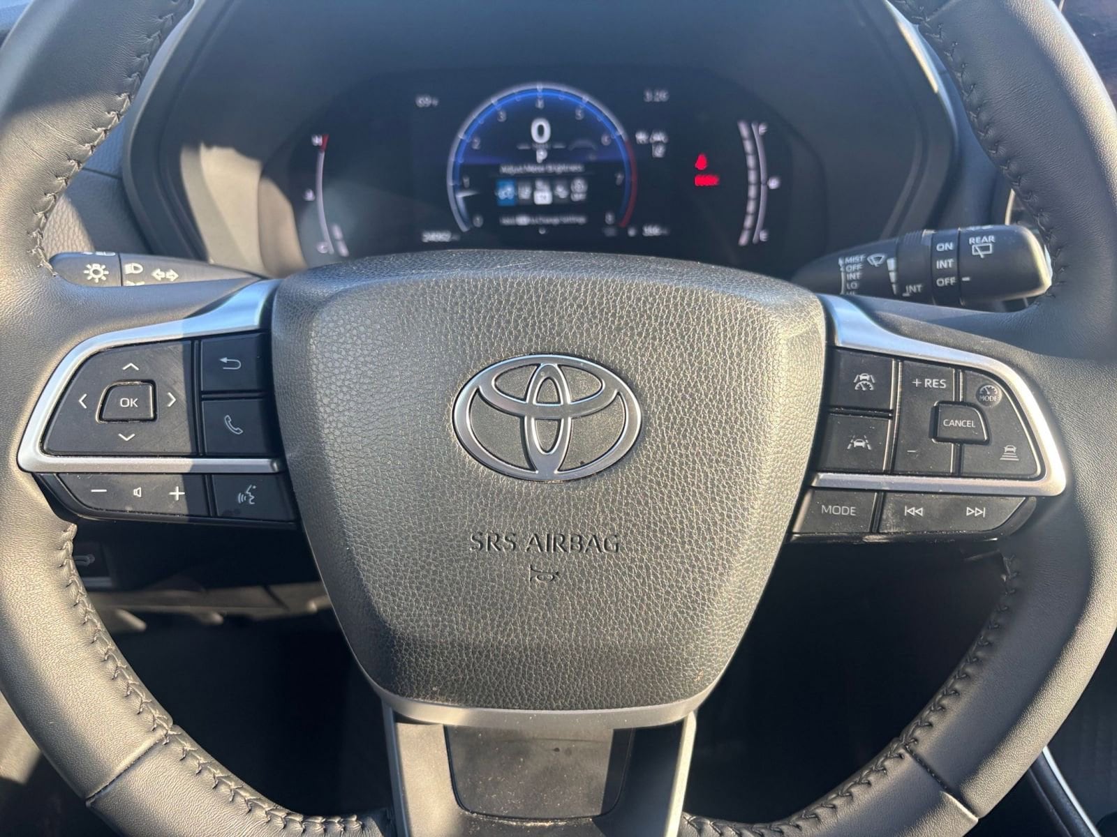 Thumbnail: 2025 Toyota Grand Highlander - 27