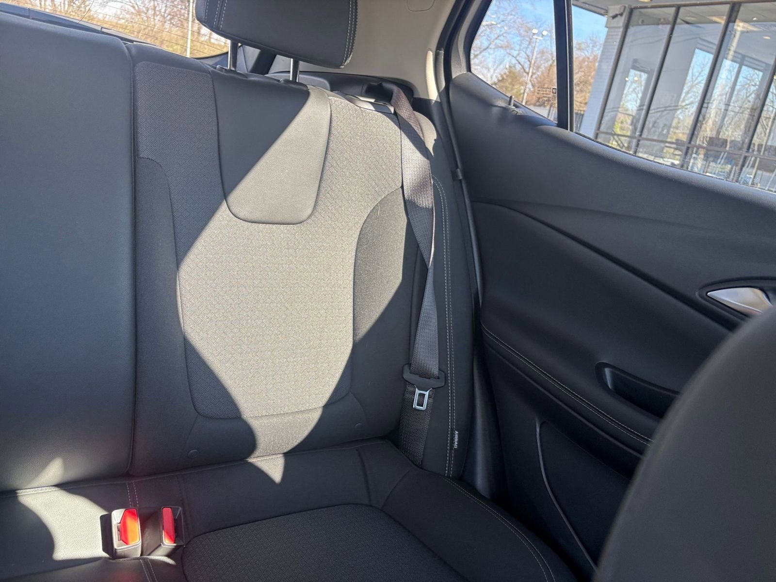 Thumbnail: 2025 Buick Encore GX - 35