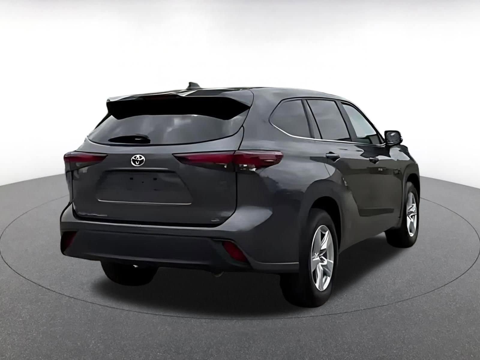 Thumbnail: 2025 Toyota Highlander - 12