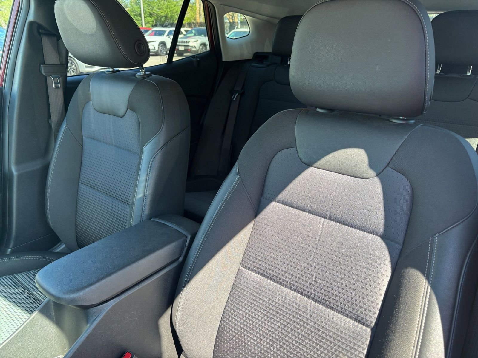 Thumbnail: 2025 Chevrolet Trax - 35