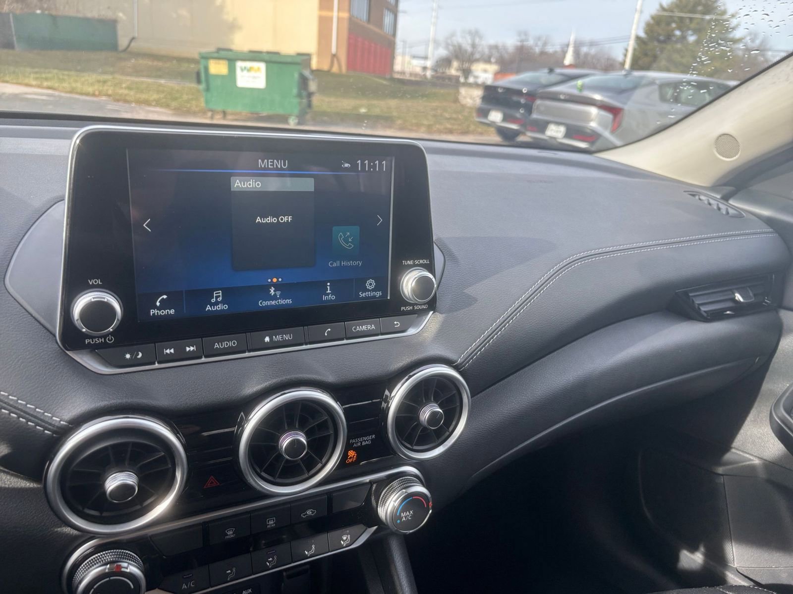 Thumbnail: 2025 Nissan Sentra - 33