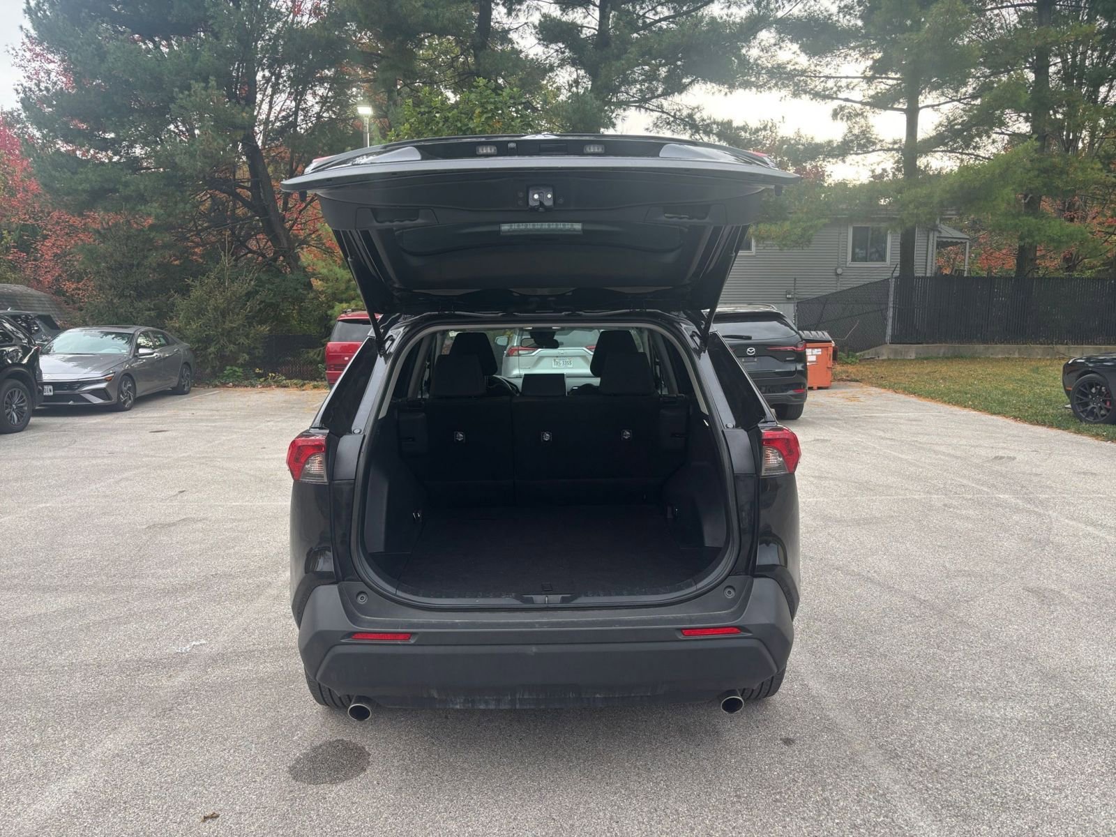 Thumbnail: 2025 Toyota RAV4 - 29