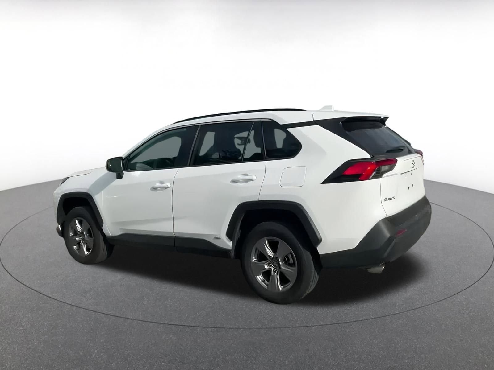 Thumbnail: 2025 Toyota RAV4 - 10