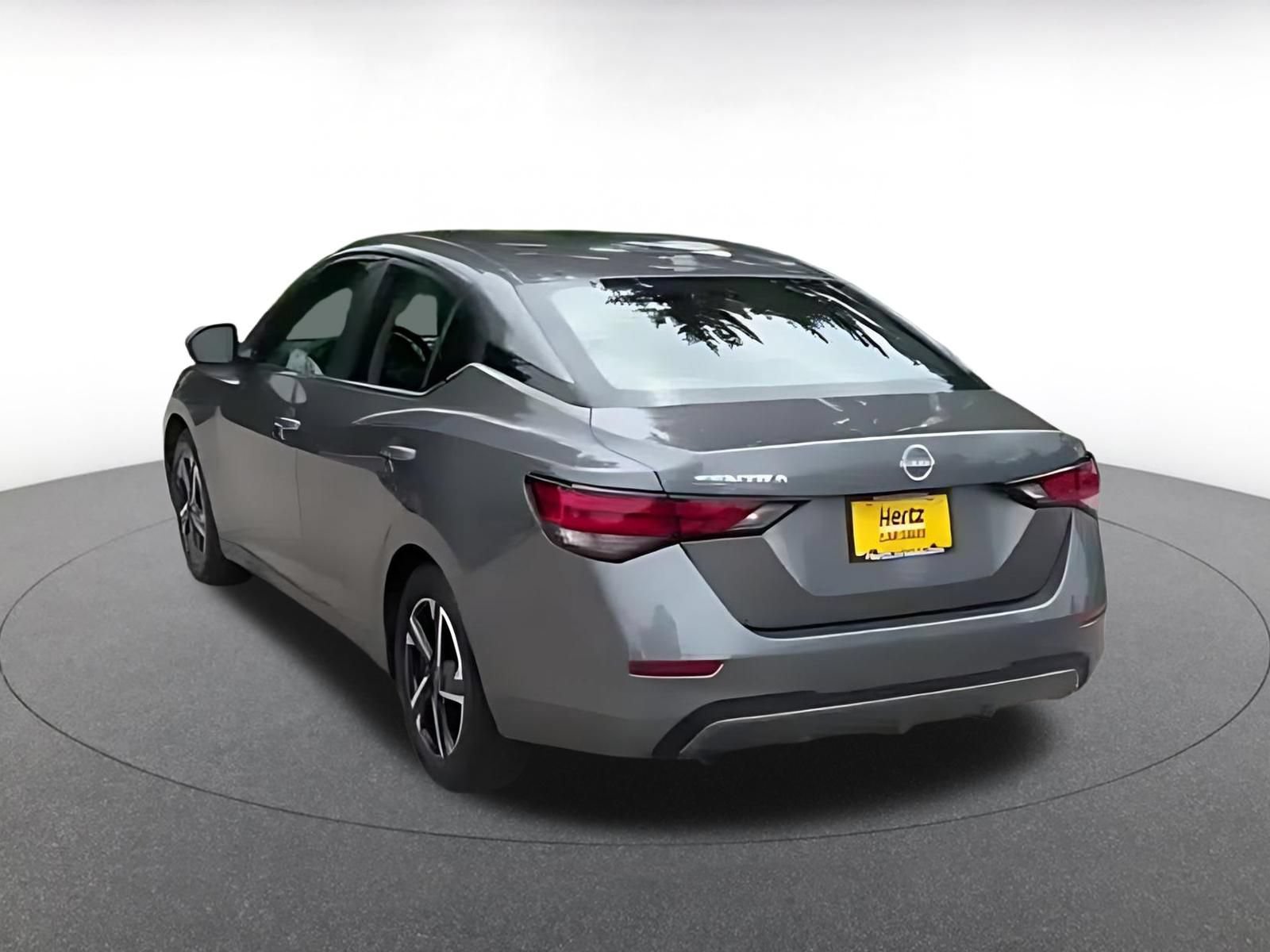 Thumbnail: 2025 Nissan Sentra - 10