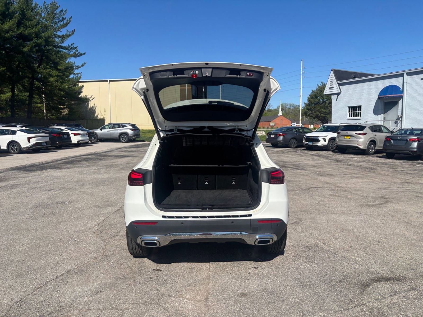 Thumbnail: 2025 Mercedes-Benz GLA - 30