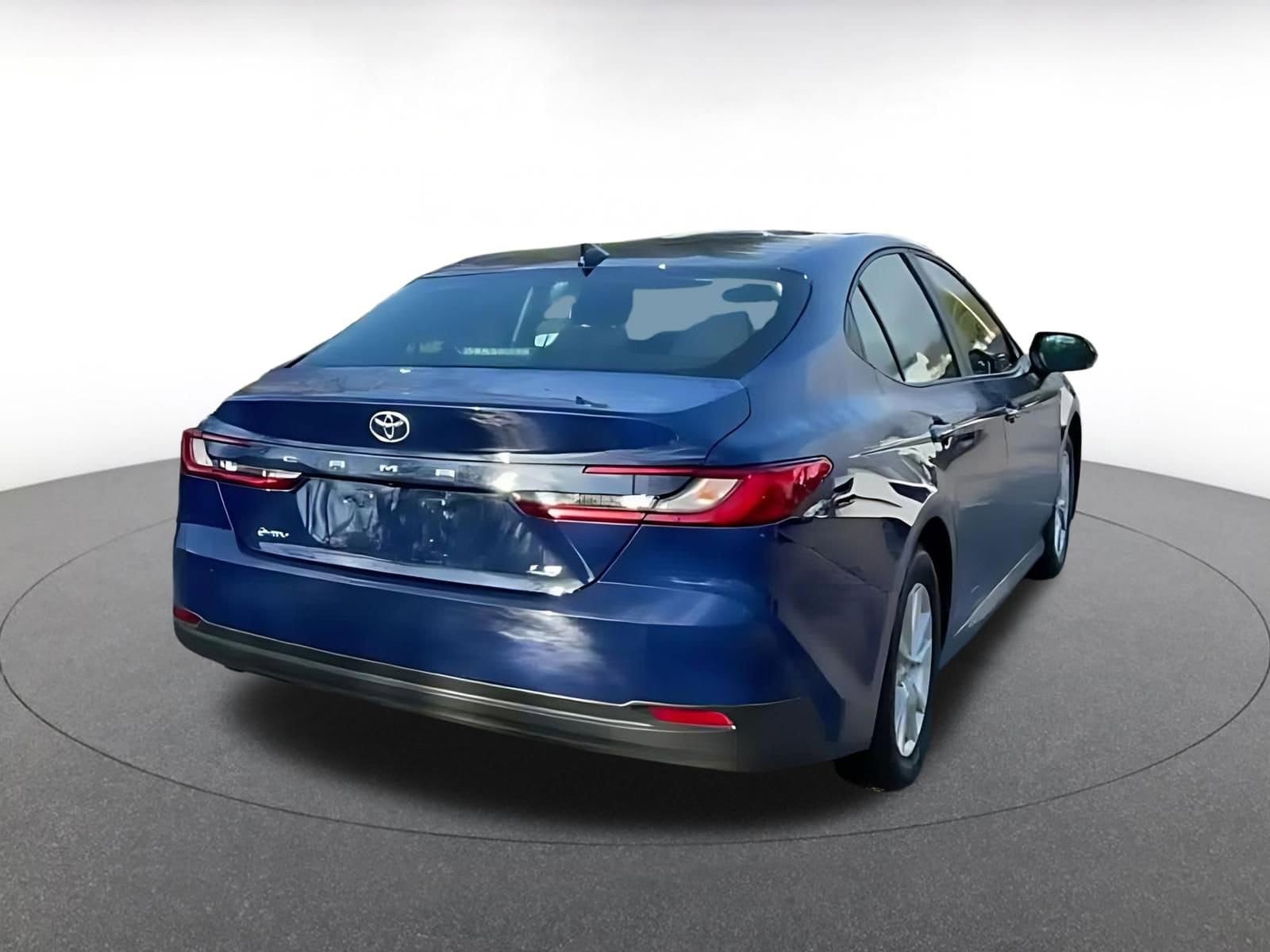 Thumbnail: 2025 Toyota Camry - 14