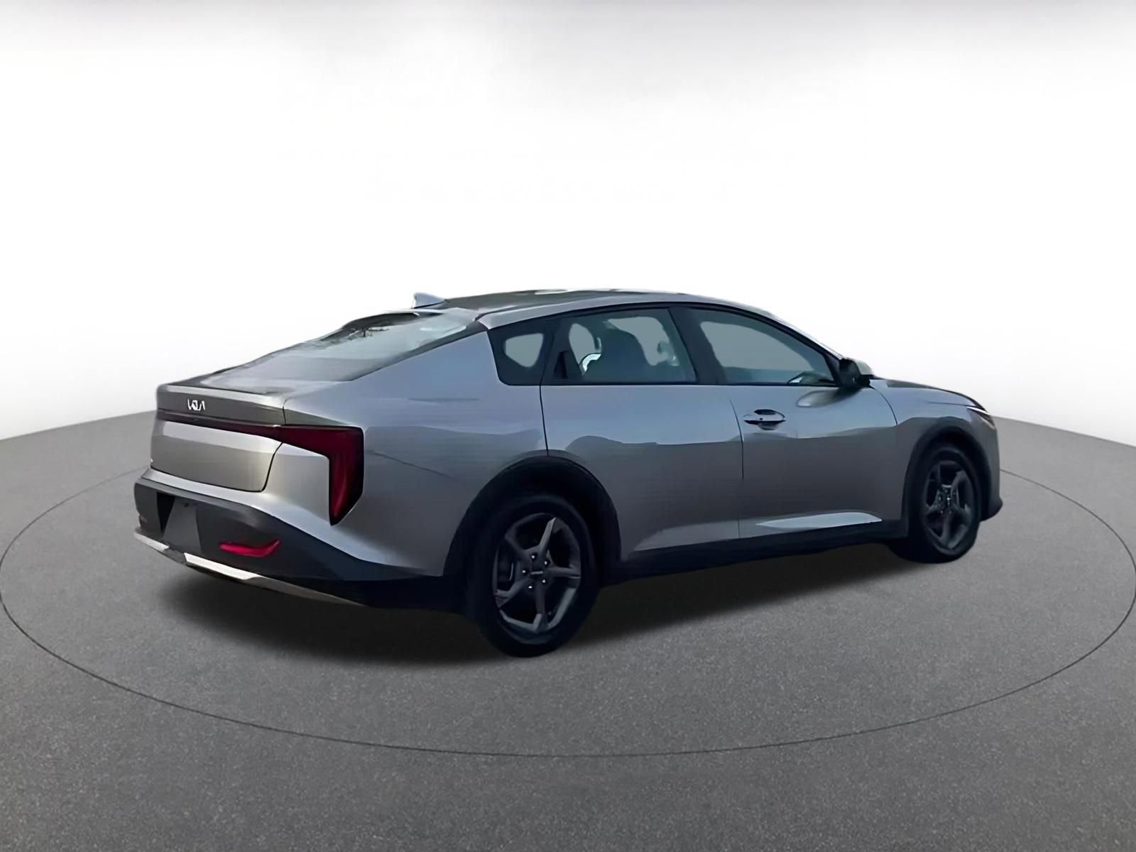 Thumbnail: 2025 Kia K4 - 10