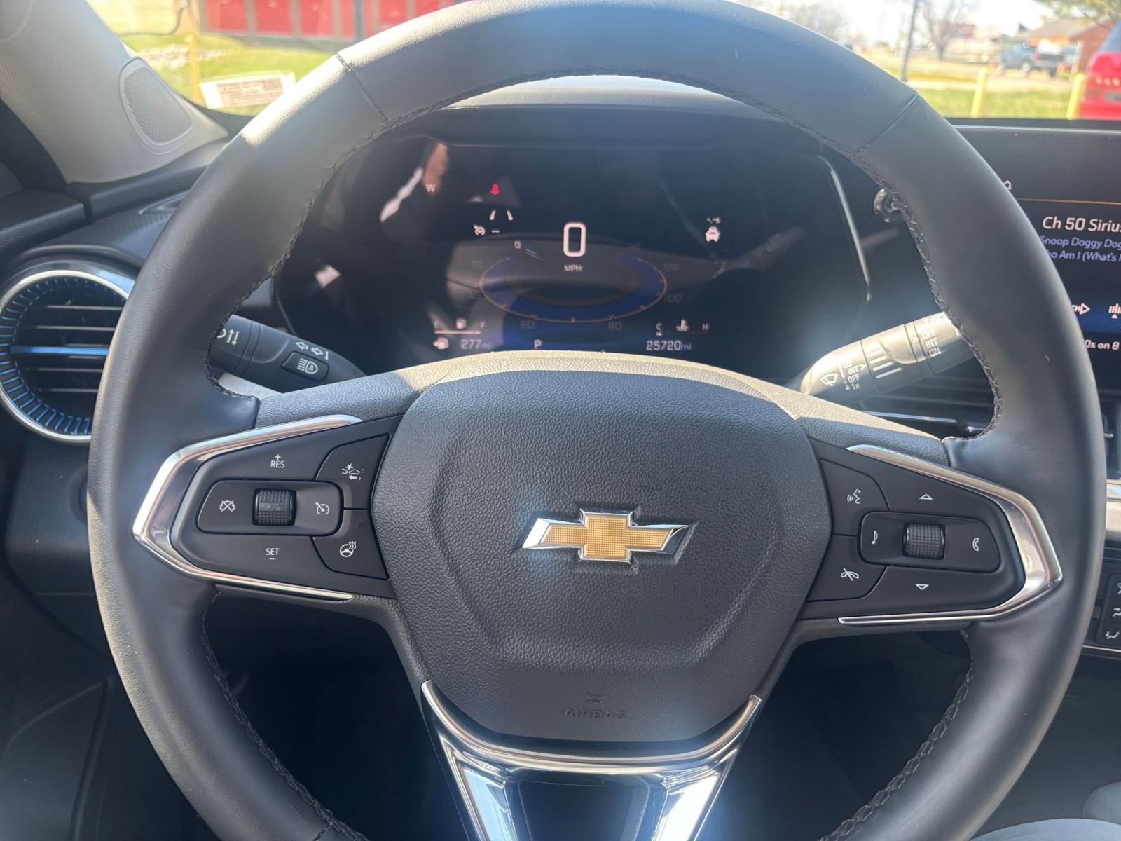 Thumbnail: 2025 Chevrolet Trax - 33