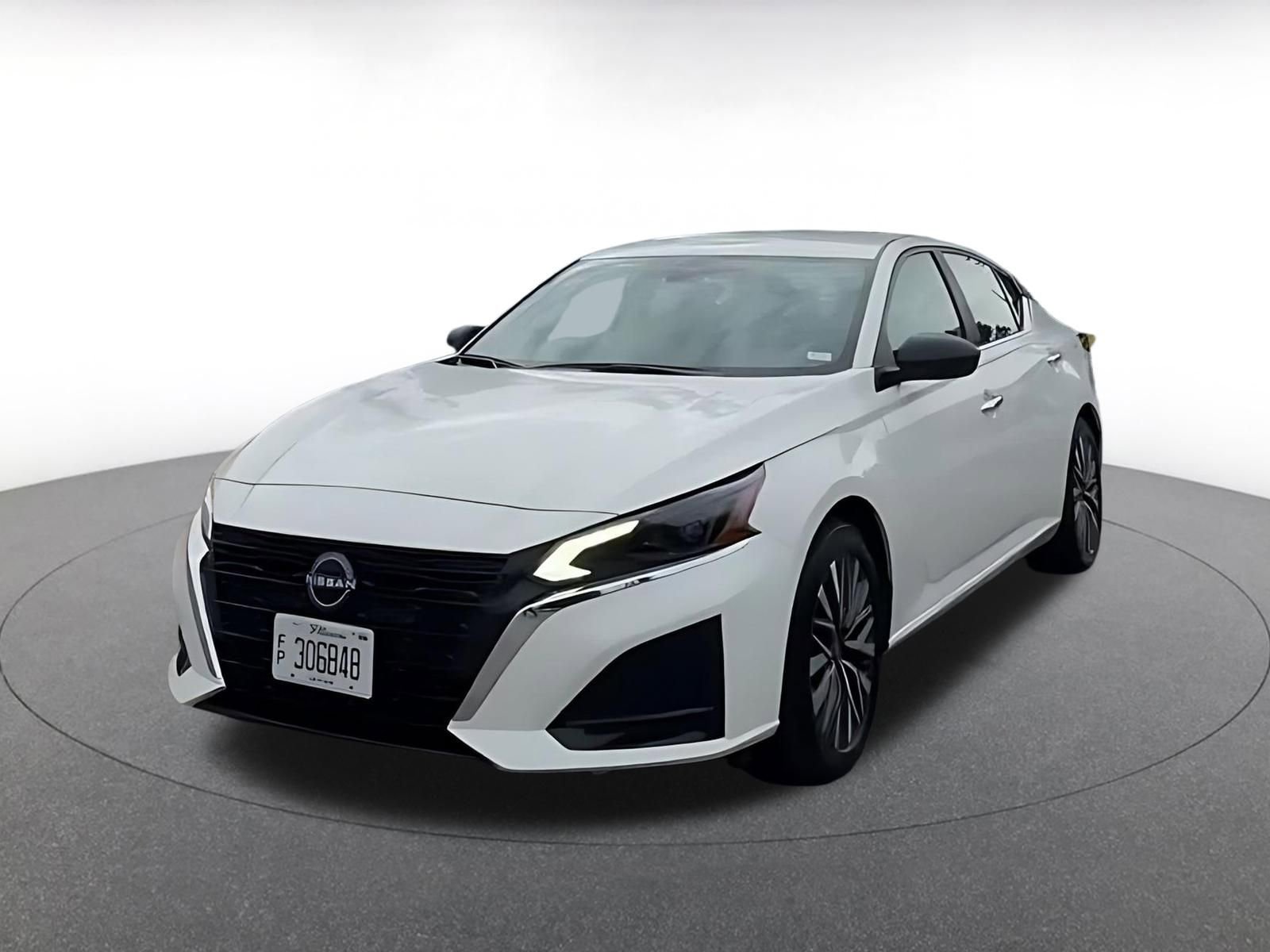 Thumbnail: 2025 Nissan Altima - 7