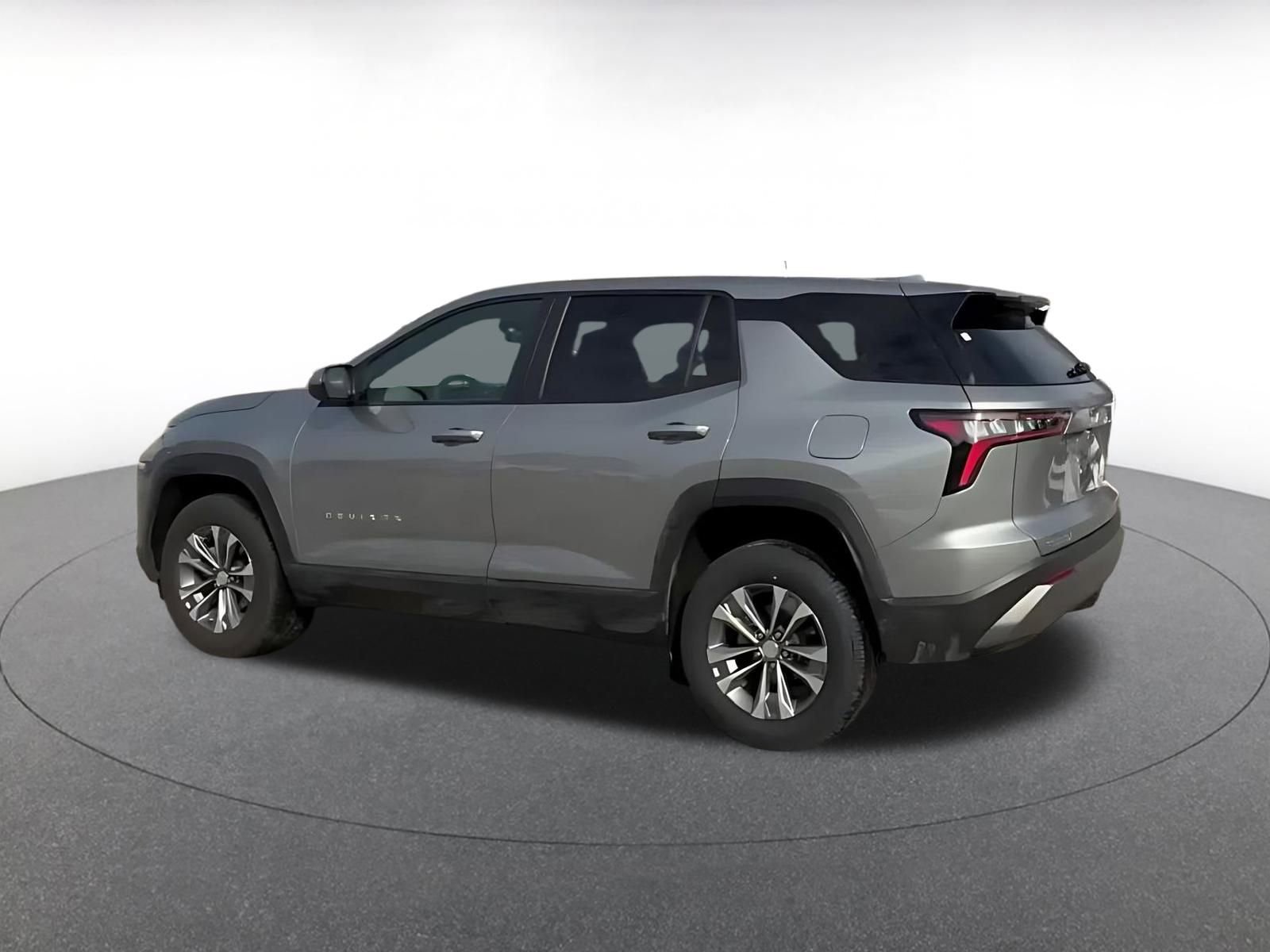 Thumbnail: 2025 Chevrolet Equinox - 10