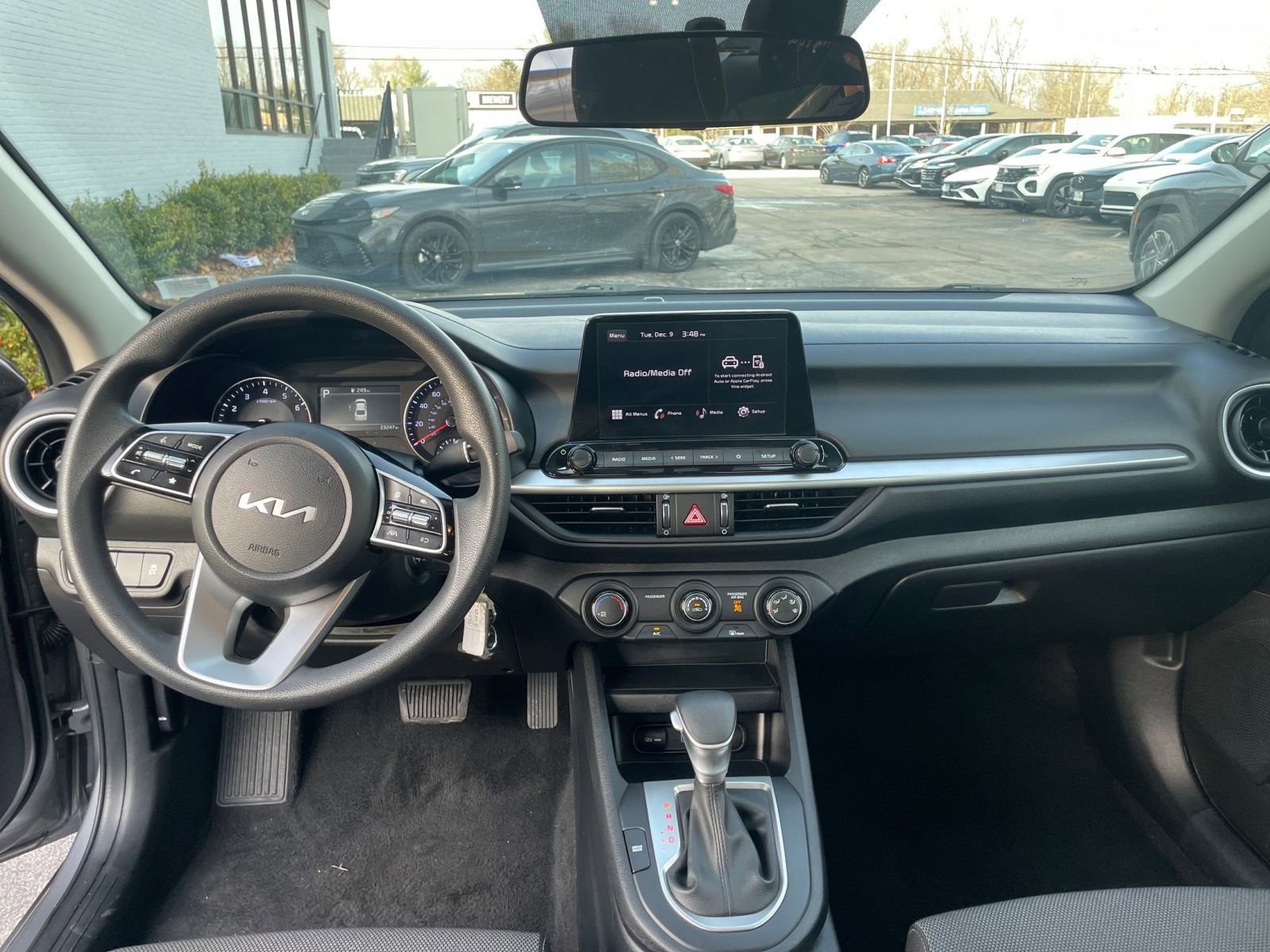 Thumbnail: 2024 Kia Forte - 31