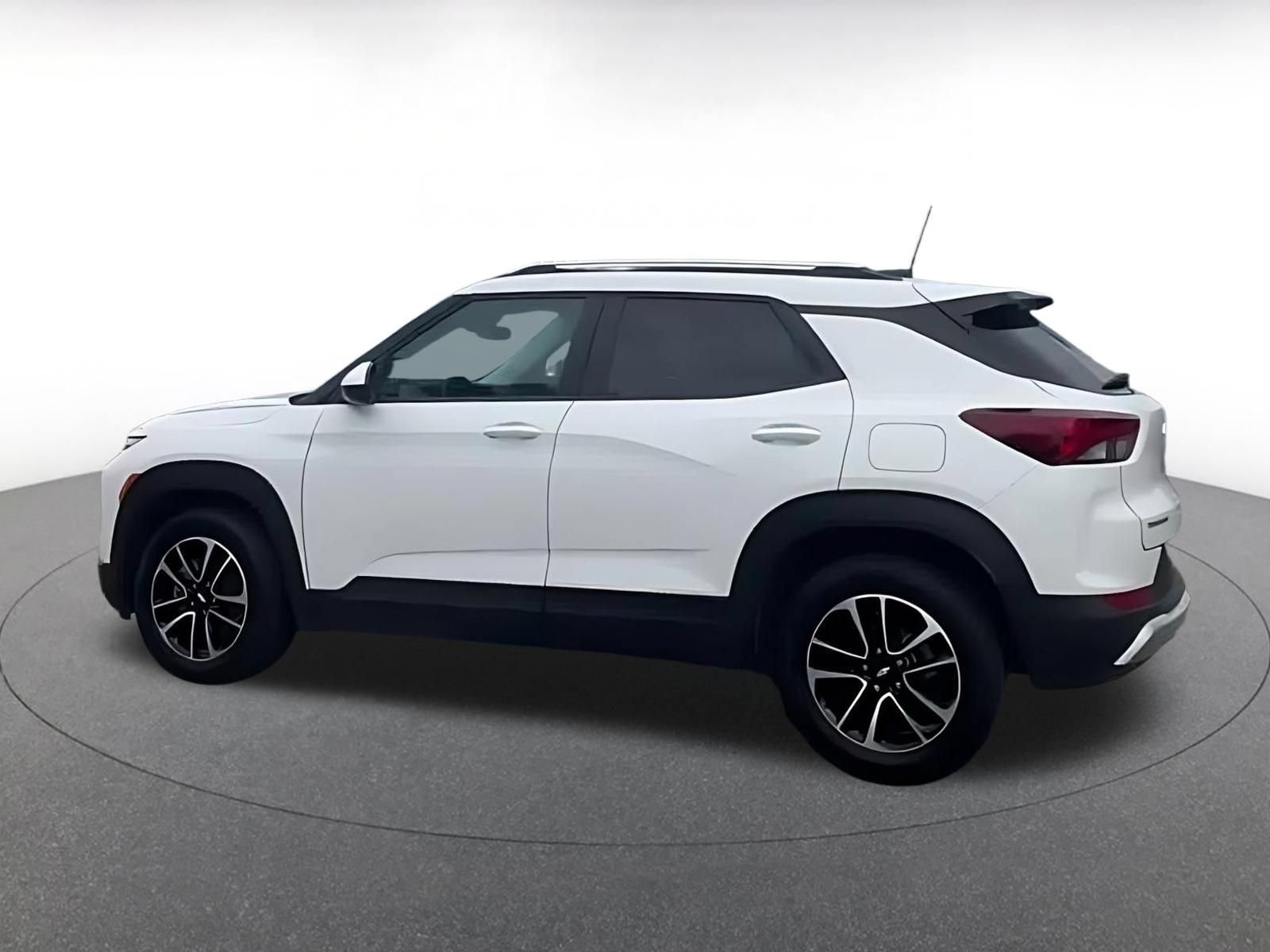 Thumbnail: 2025 Chevrolet TrailBlazer - 11