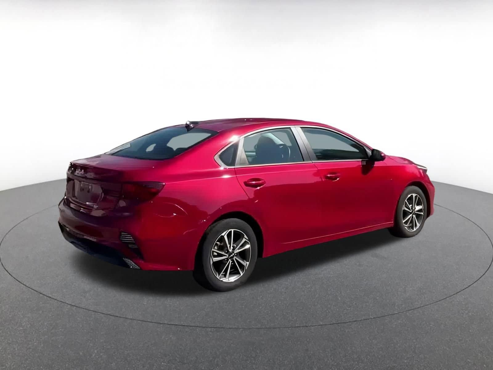 Thumbnail: 2023 Kia Forte - 9