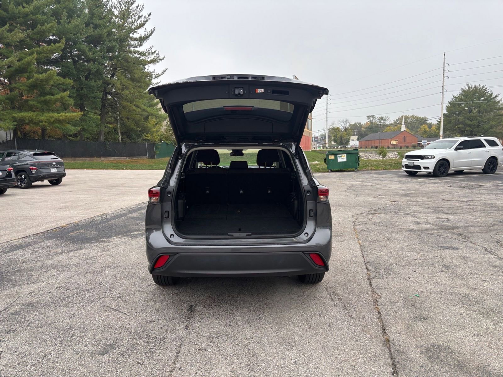 Thumbnail: 2025 Toyota Highlander - 29