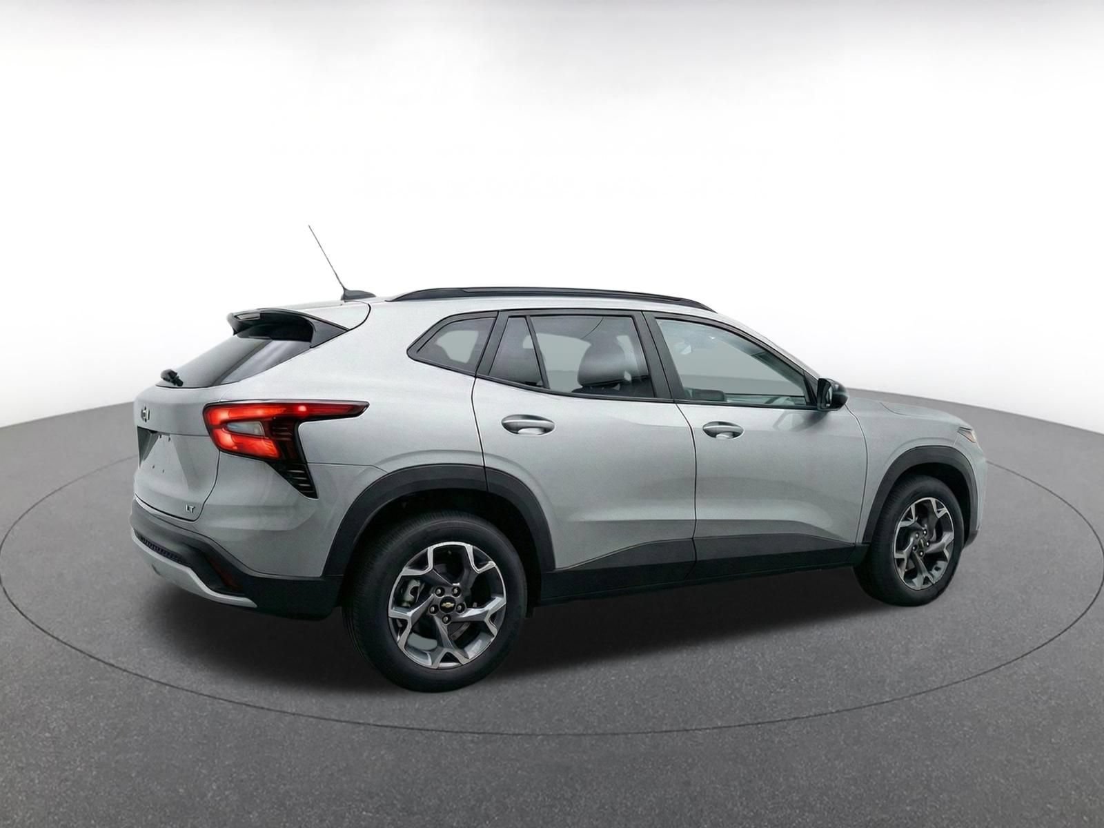 Thumbnail: 2025 Chevrolet Trax - 10