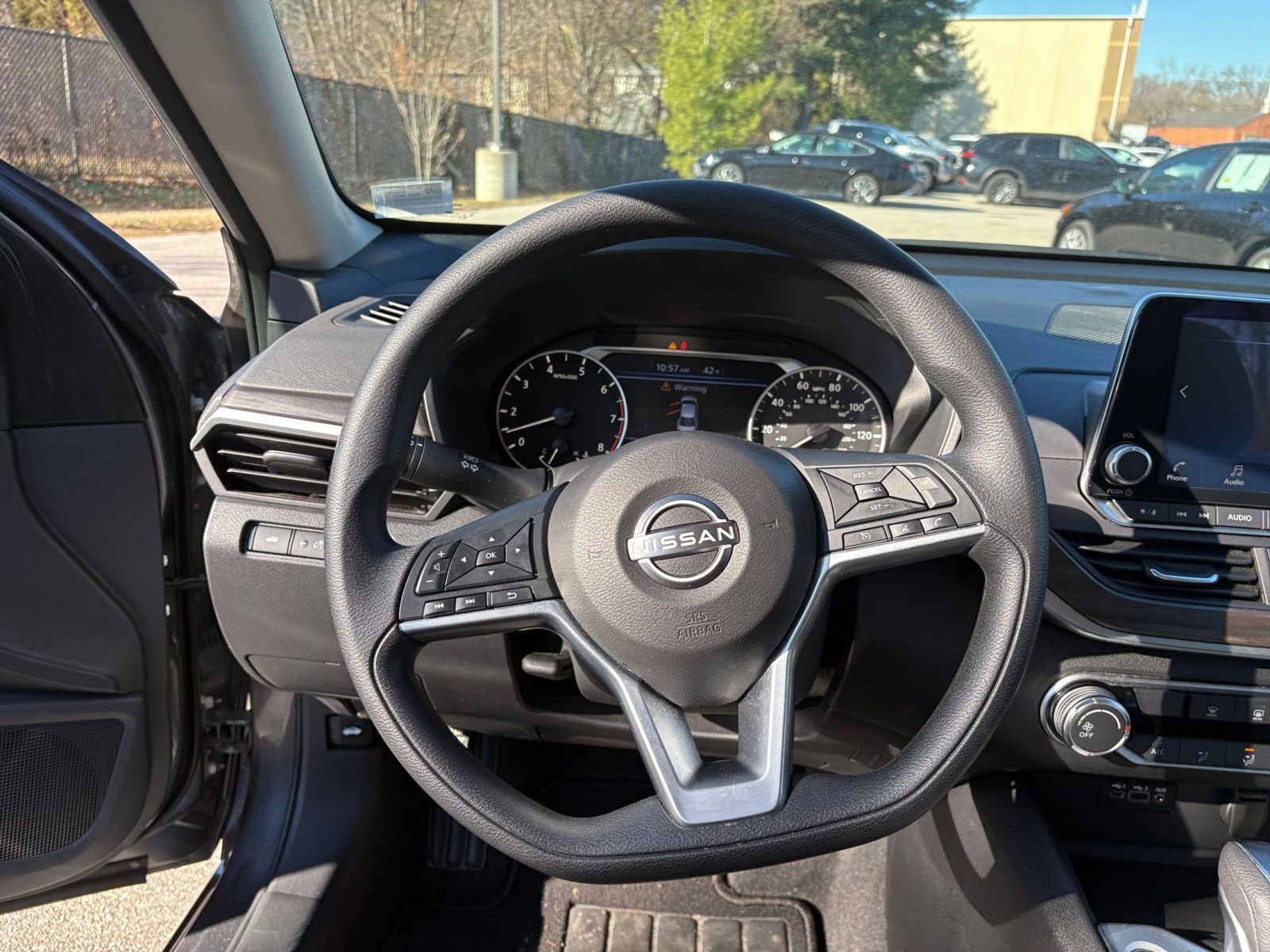 Thumbnail: 2025 Nissan Altima - 32