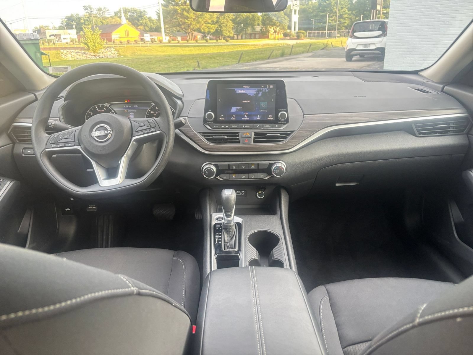 Thumbnail: 2025 Nissan Altima - 29