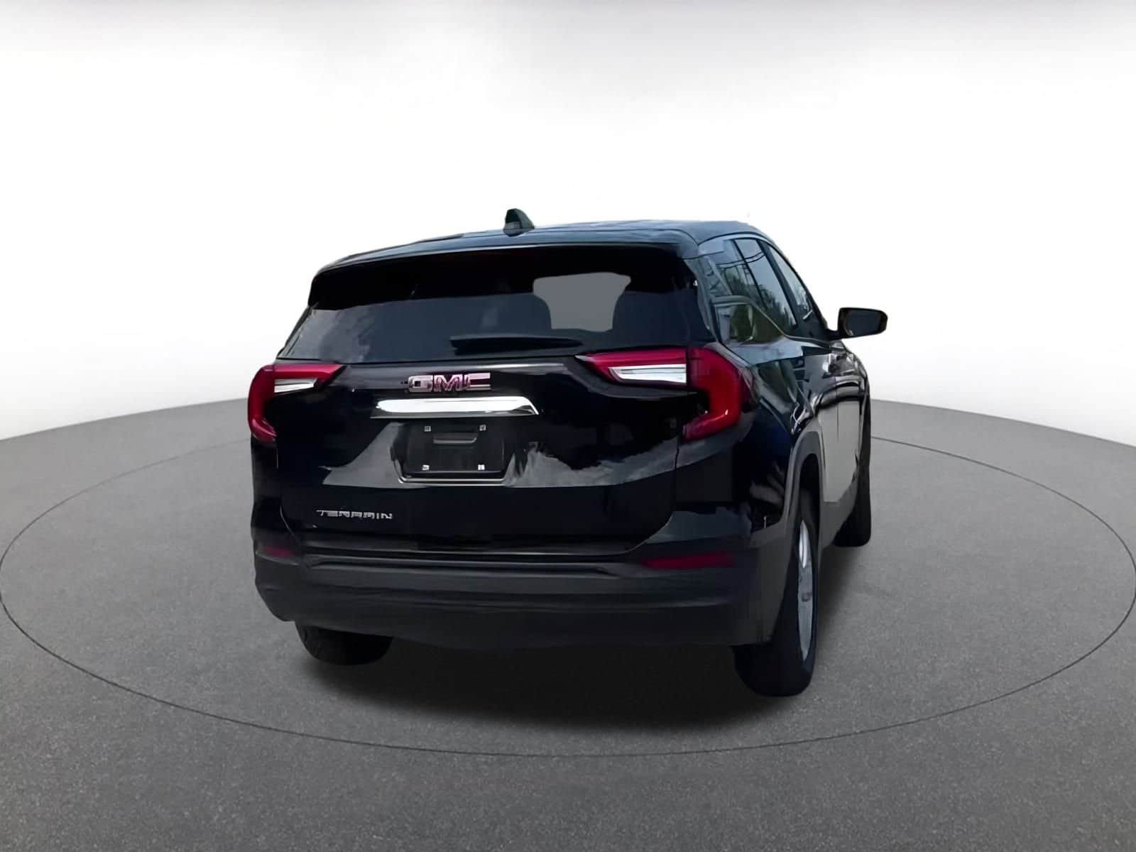 Thumbnail: 2024 GMC Terrain - 11