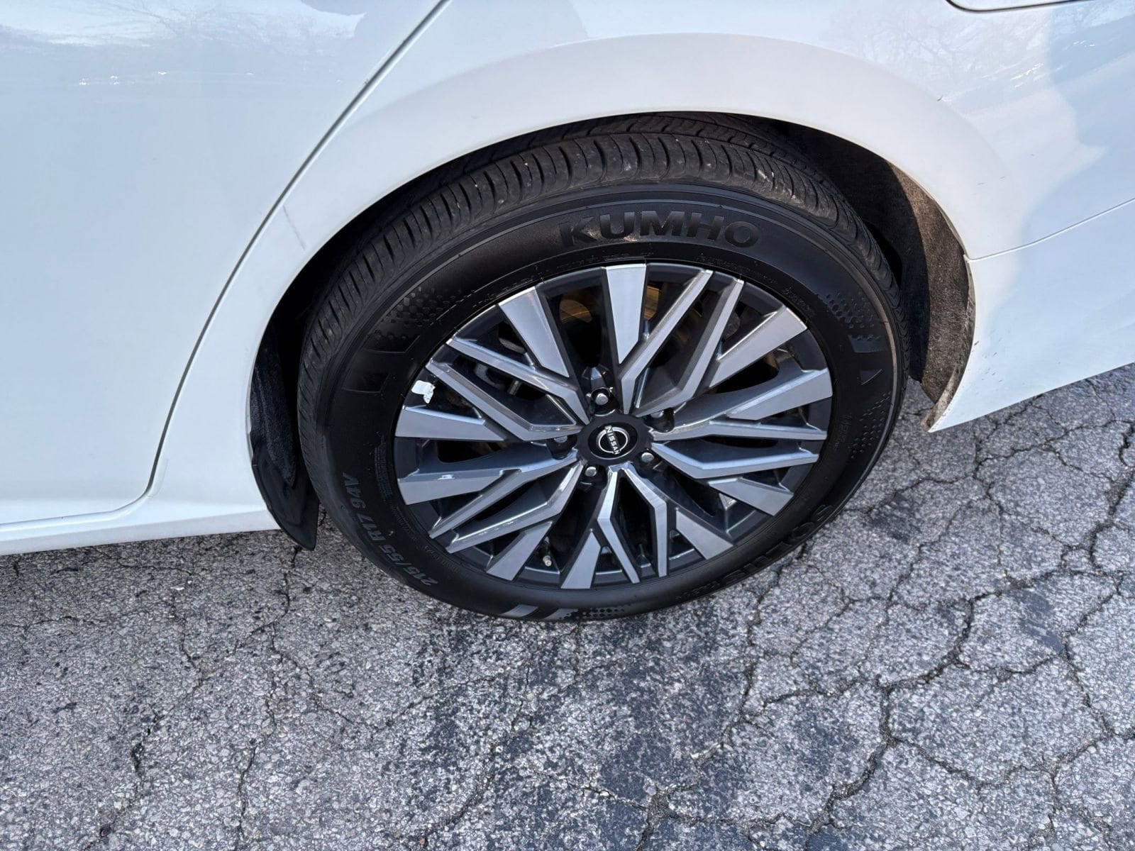 Thumbnail: 2025 Nissan Altima - 29